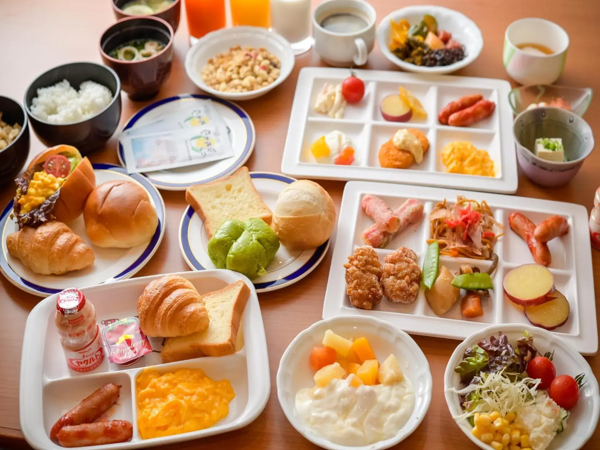 Breakfast in Hotel Sun Valley Annex Breakfast in Hotel Sun Valley Annex