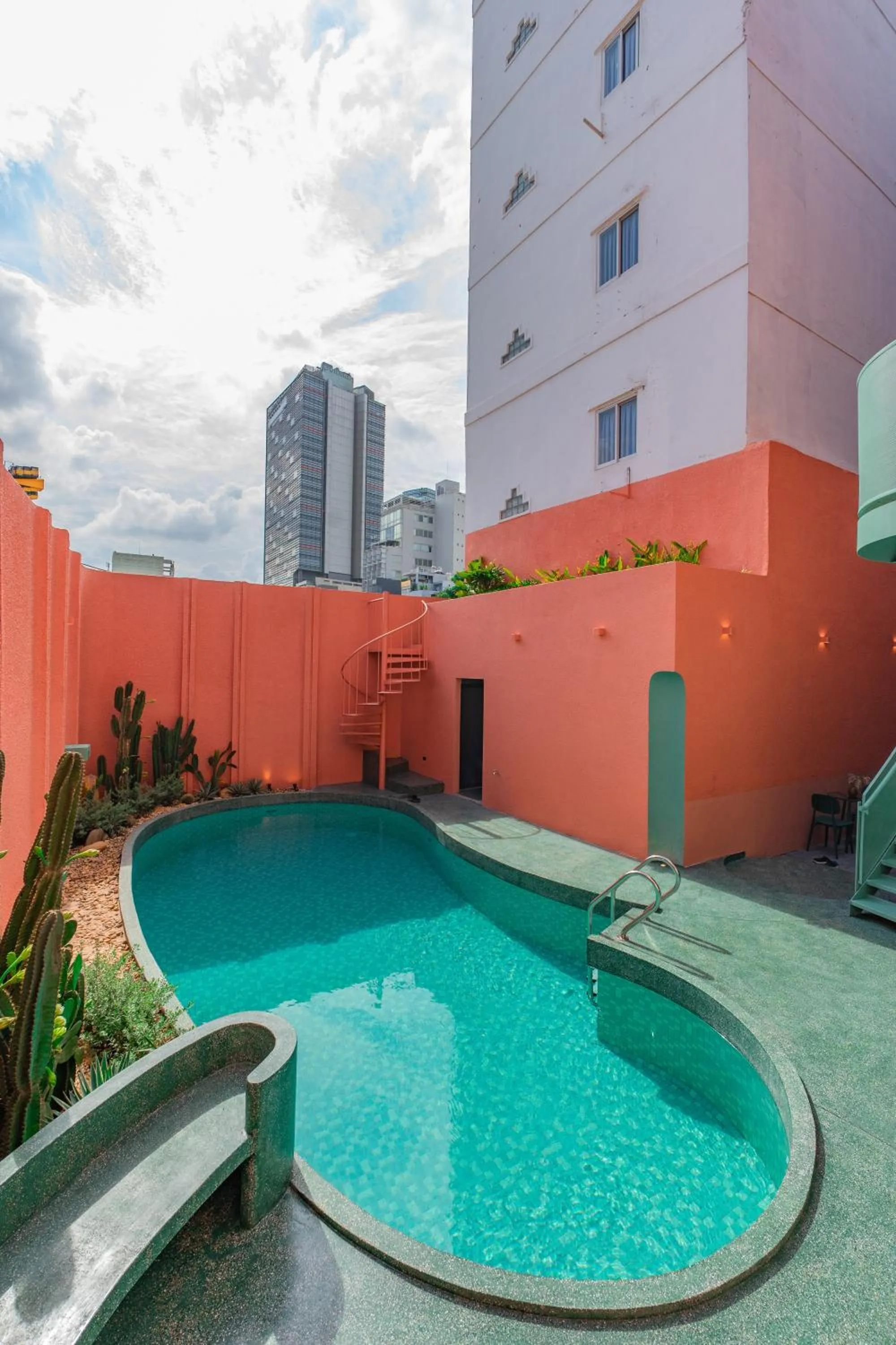 Entertainment in La Memoria Hotel - City Centre