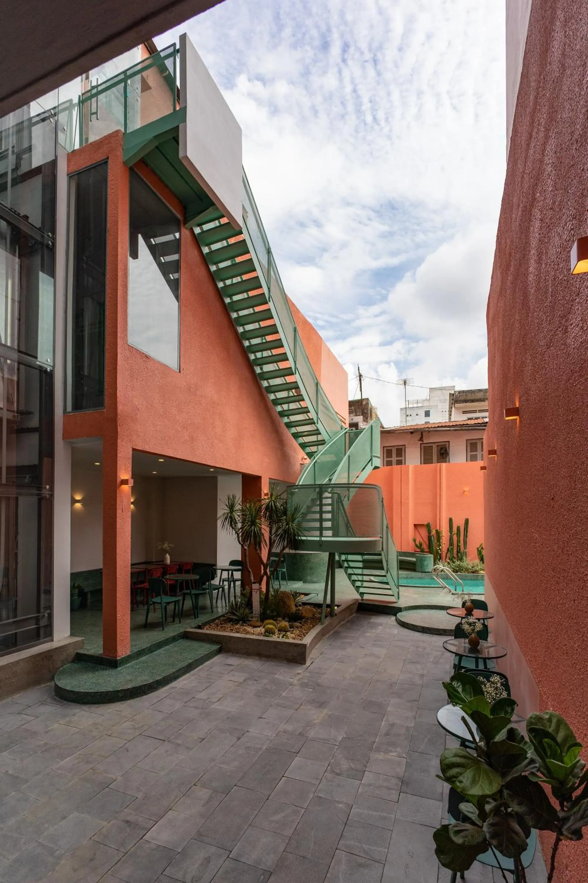 Entertainment in La Memoria Hotel - City Centre