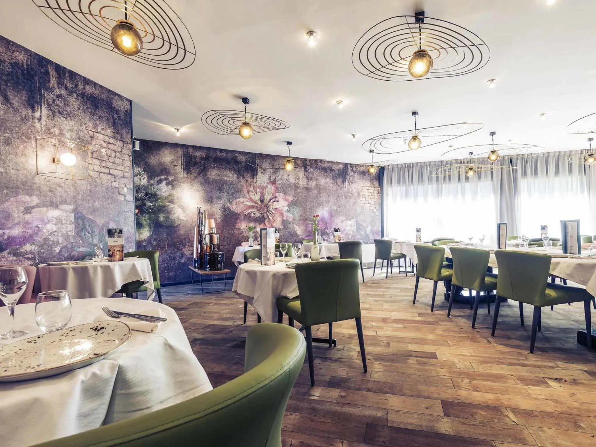 Restaurant/places to eat in Mercure Bourg En Bresse