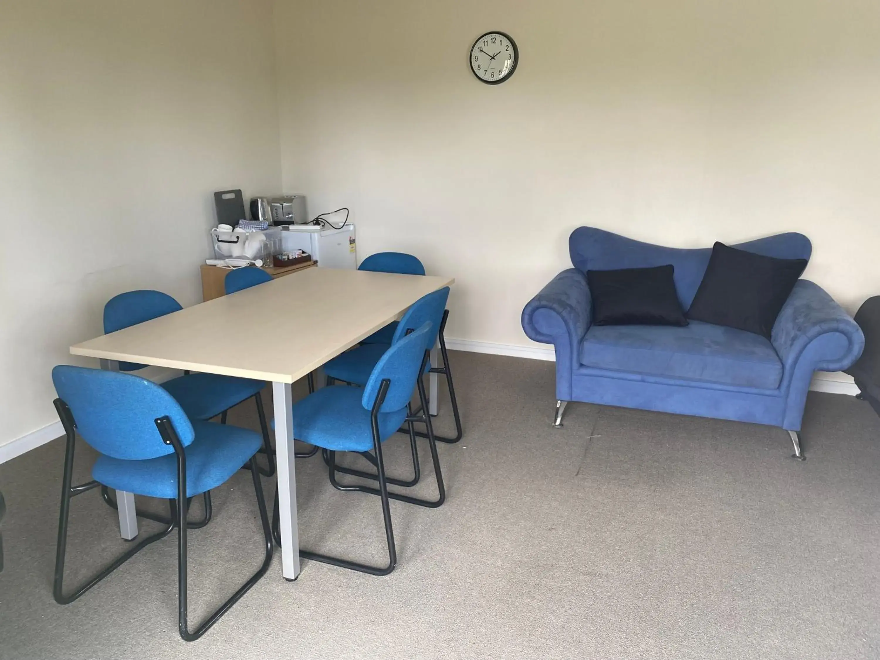 Living room in Rotorua Thermal Holiday Park Living room in Rotorua Thermal Holiday Park