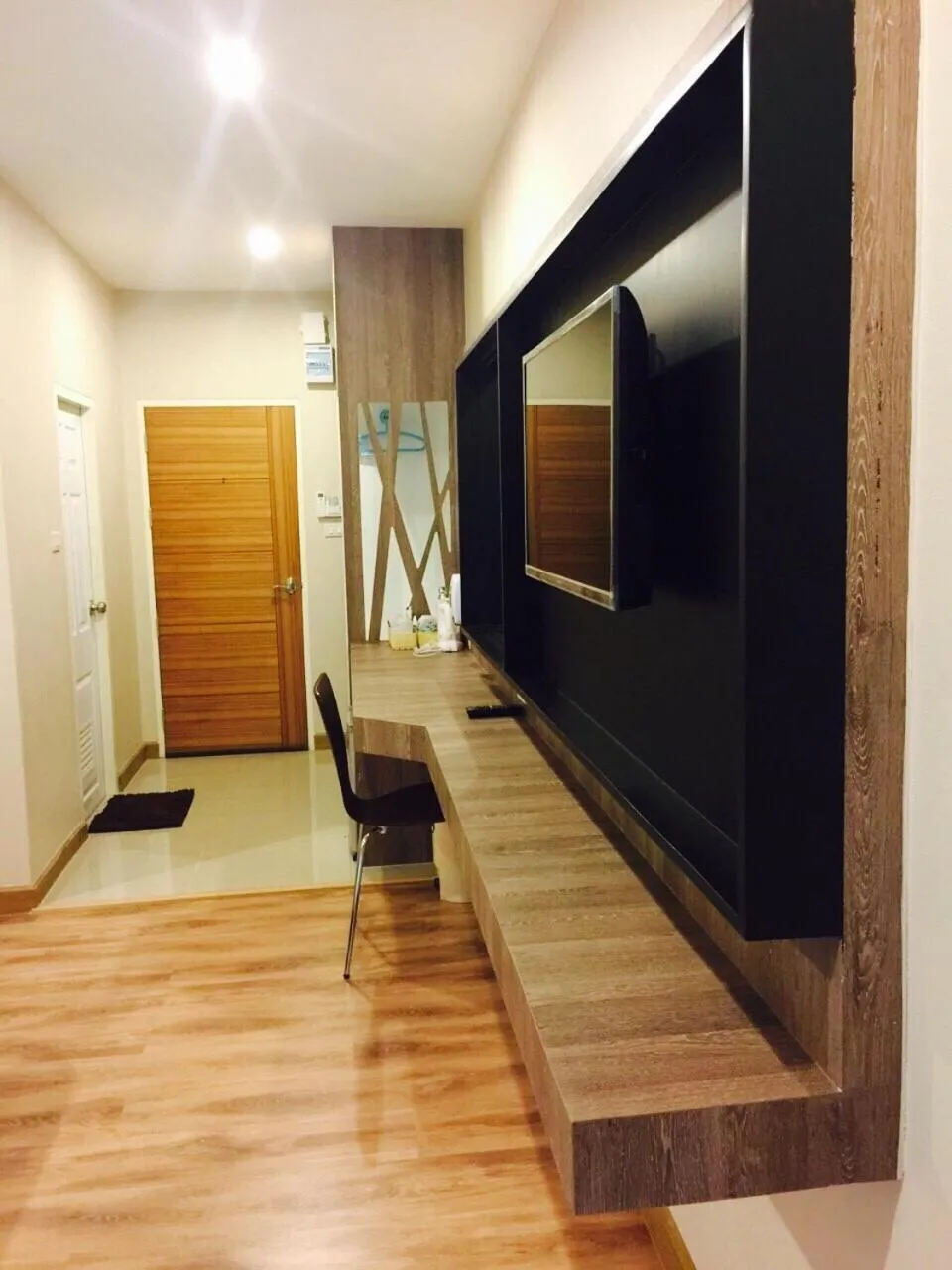 Le Lerts Living Hotel