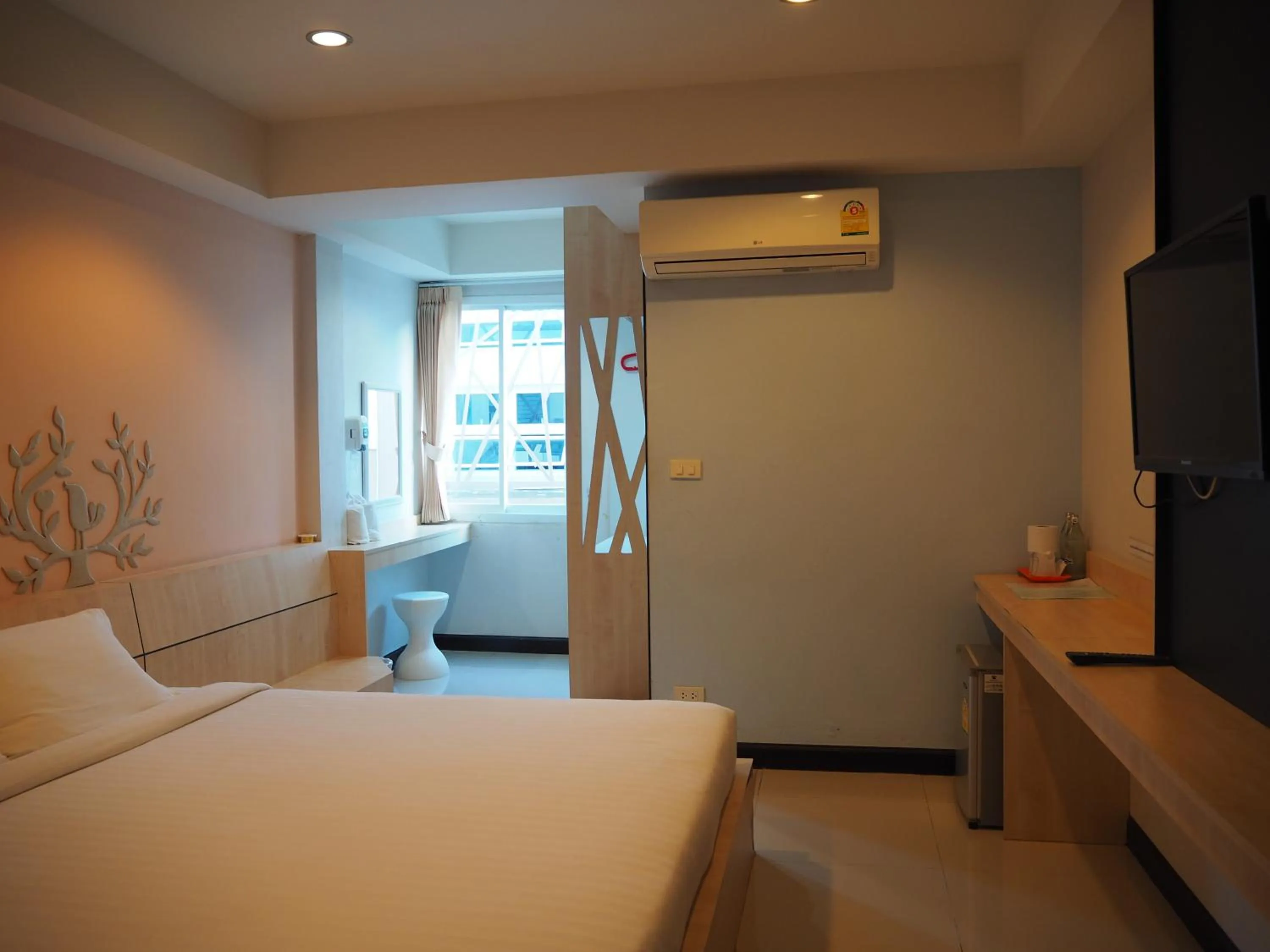 Le Lerts Living Hotel