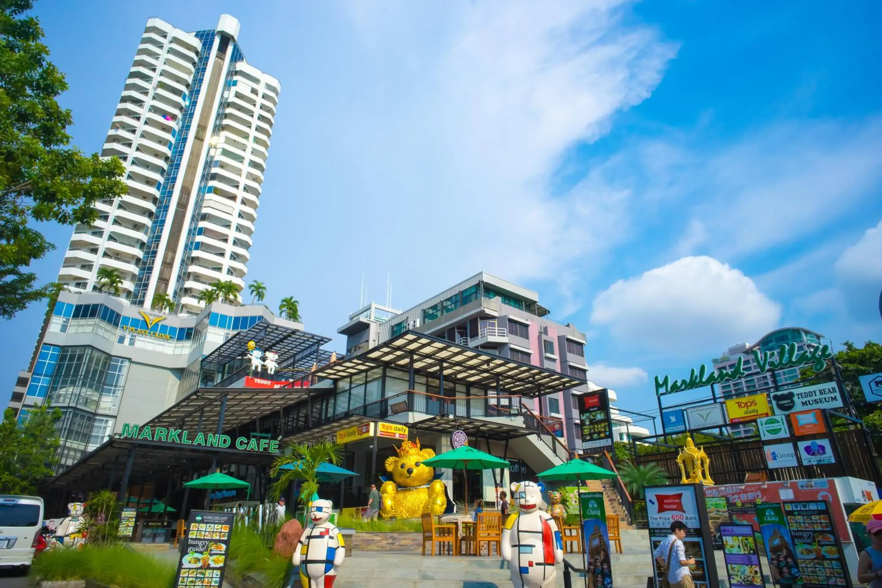Facade/entrance in Markland Beach View Facade/entrance in Markland Beach View