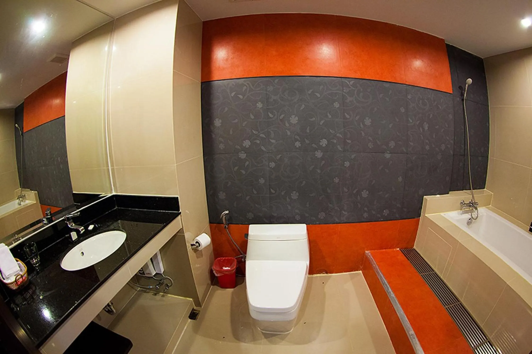 Toilet in Markland Beach View