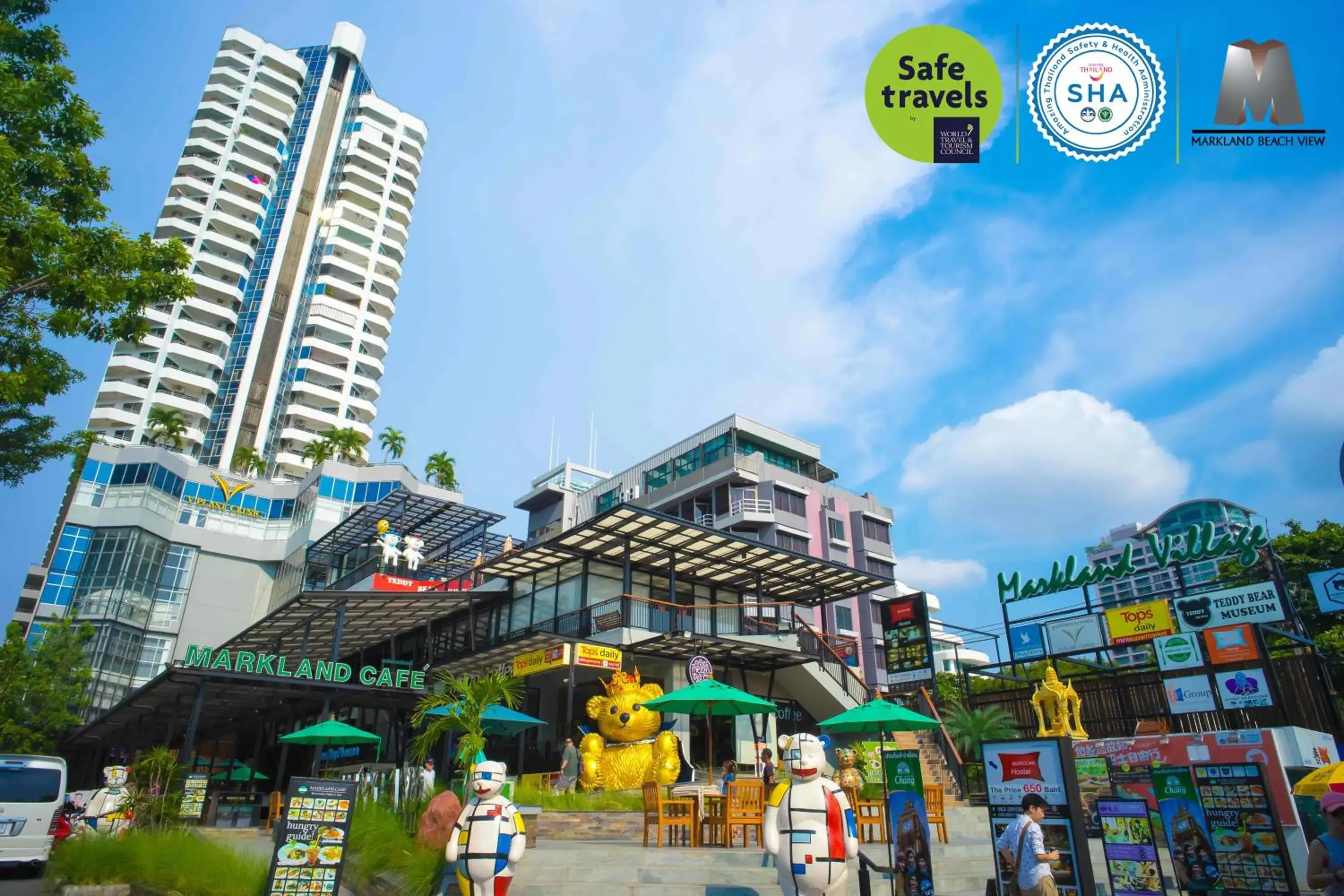 Property building in Markland Beach View Property building in Markland Beach View