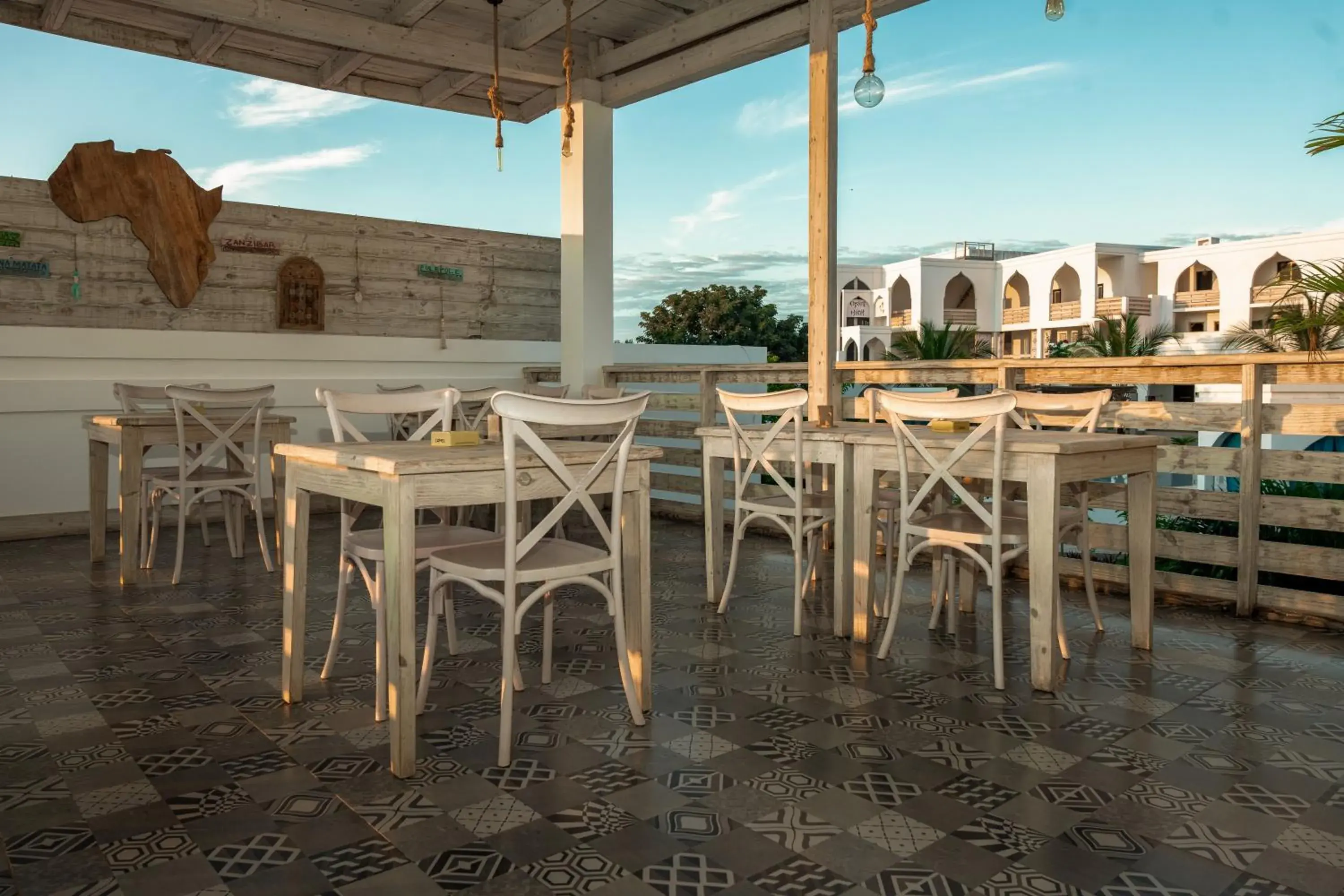 Restaurant/places to eat in Opera Hotel Restaurant/places to eat in Opera Hotel