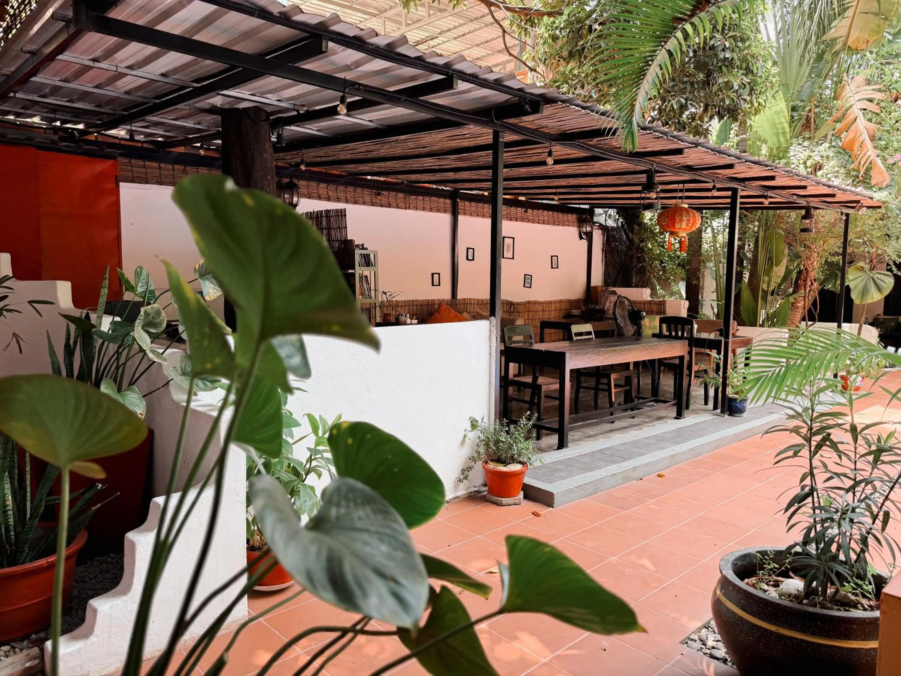 Property building in Maison 557