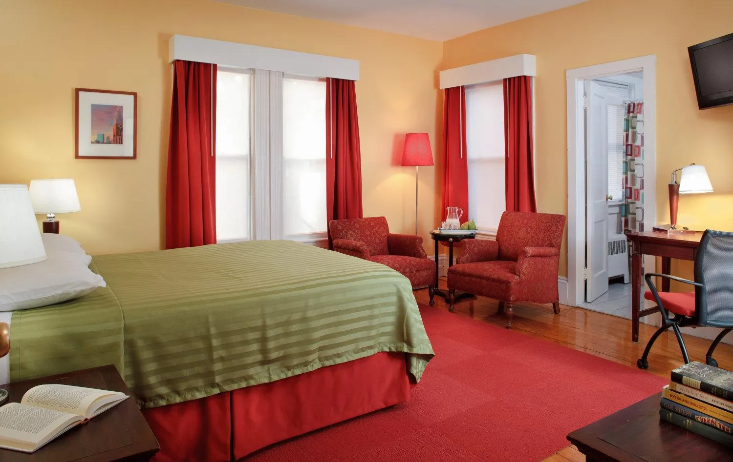 Bed in Irving House at Harvard