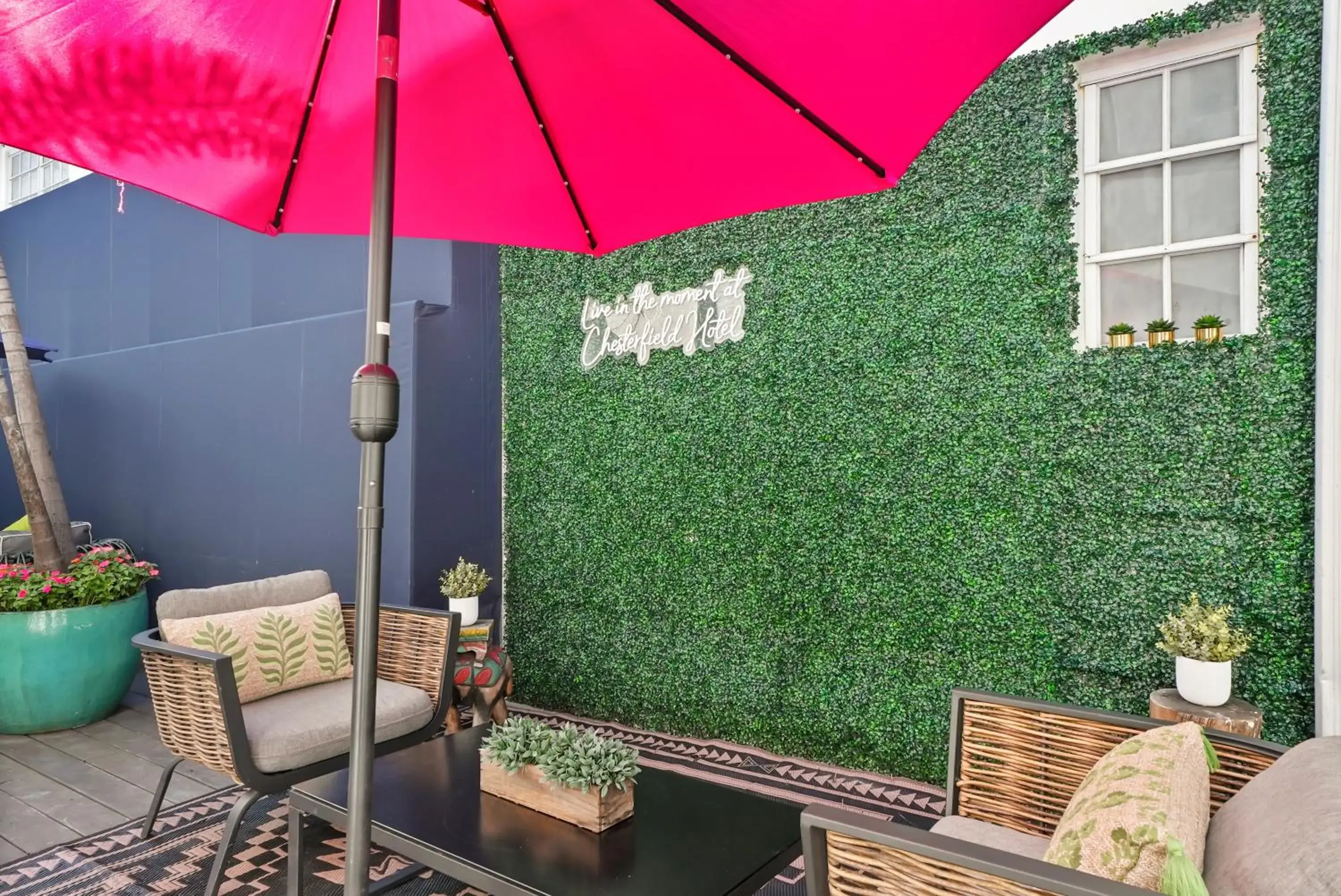 Property building in Chesterfield Hotel & Suites Property building in Chesterfield Hotel & Suites