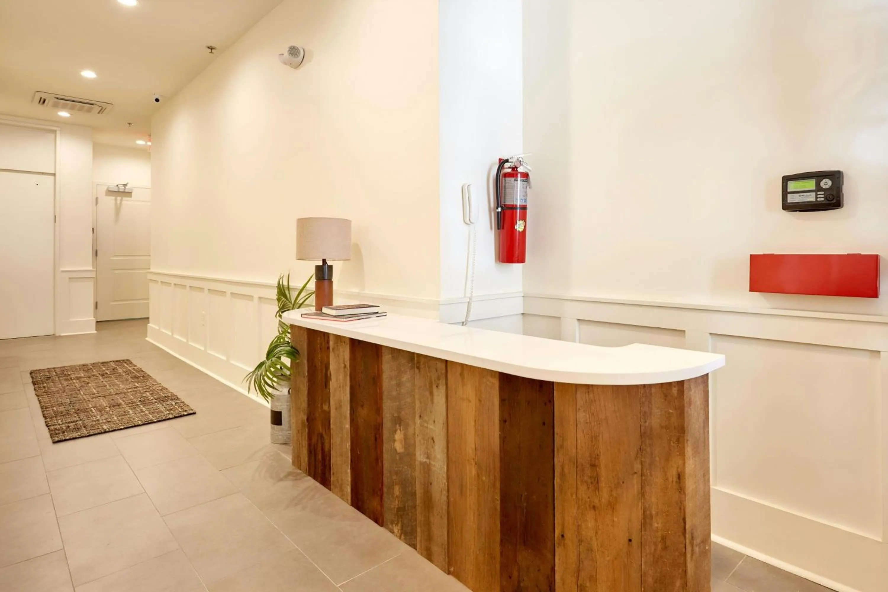 Lobby or reception in Sonder by Marriott Bonvoy The Louie Apartments CBD