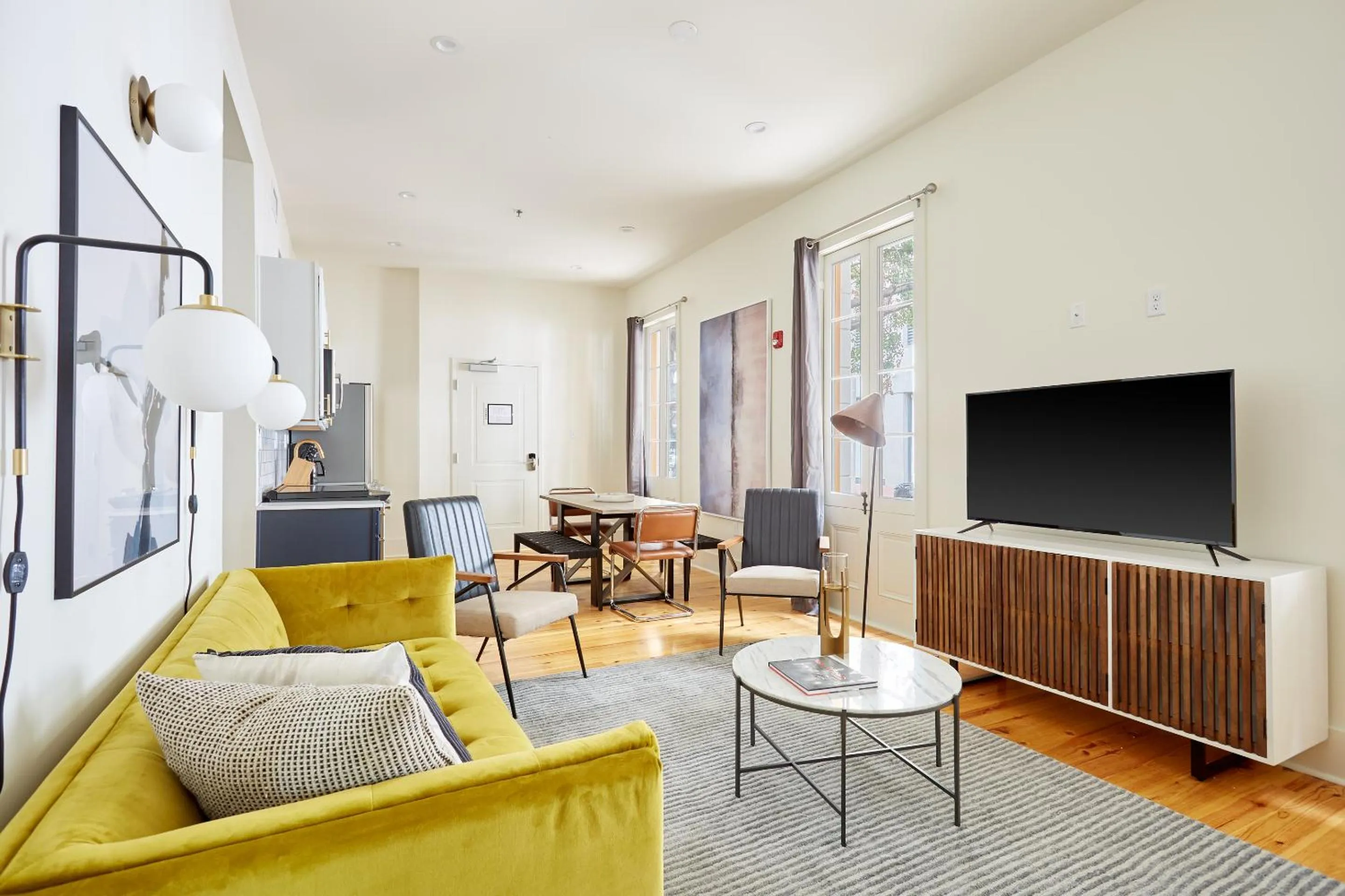 Five-Bedroom Apartment in Sonder by Marriott Bonvoy The Louie Apartments CBD