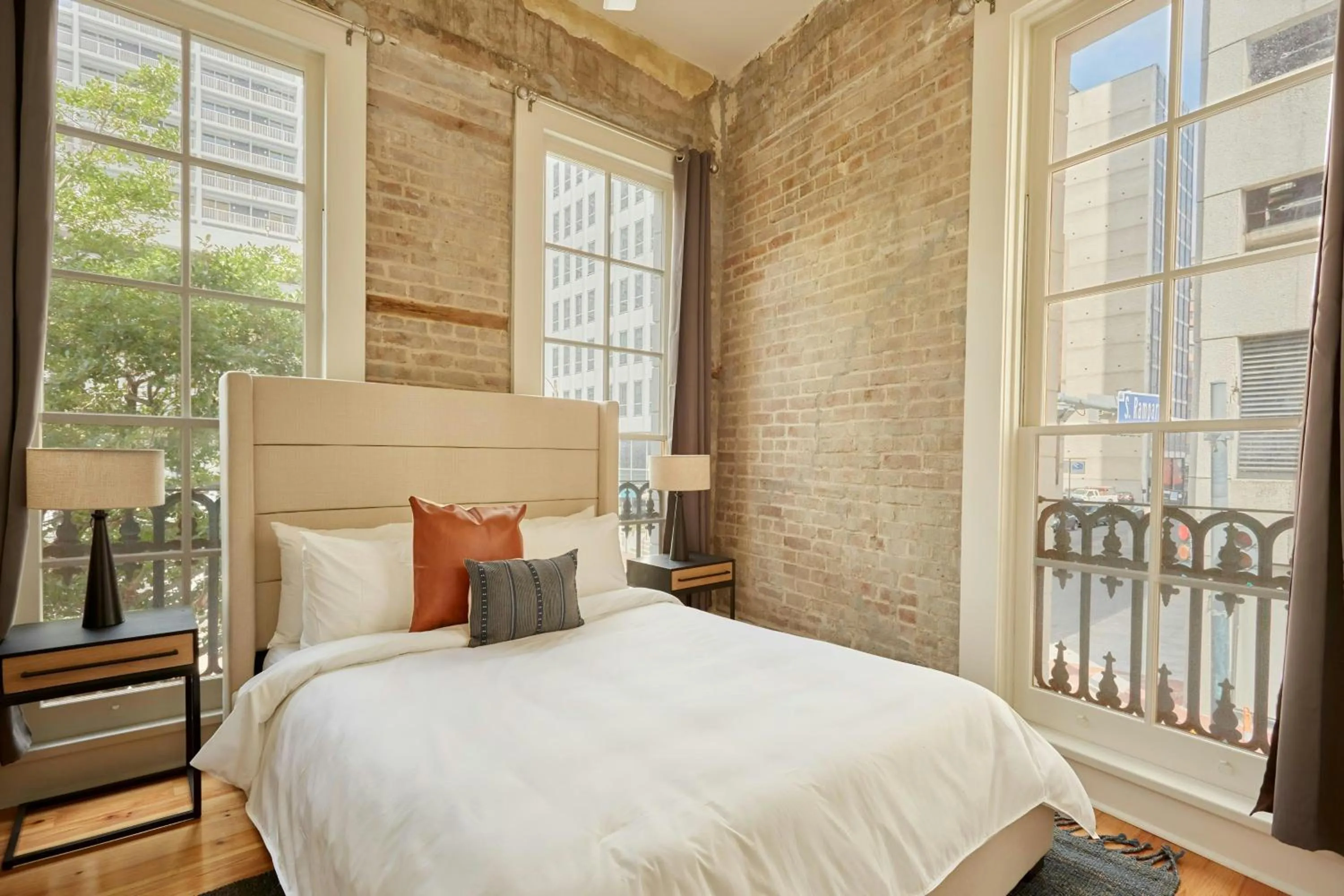 Bedroom, Bed in Sonder by Marriott Bonvoy The Louie Apartments CBD