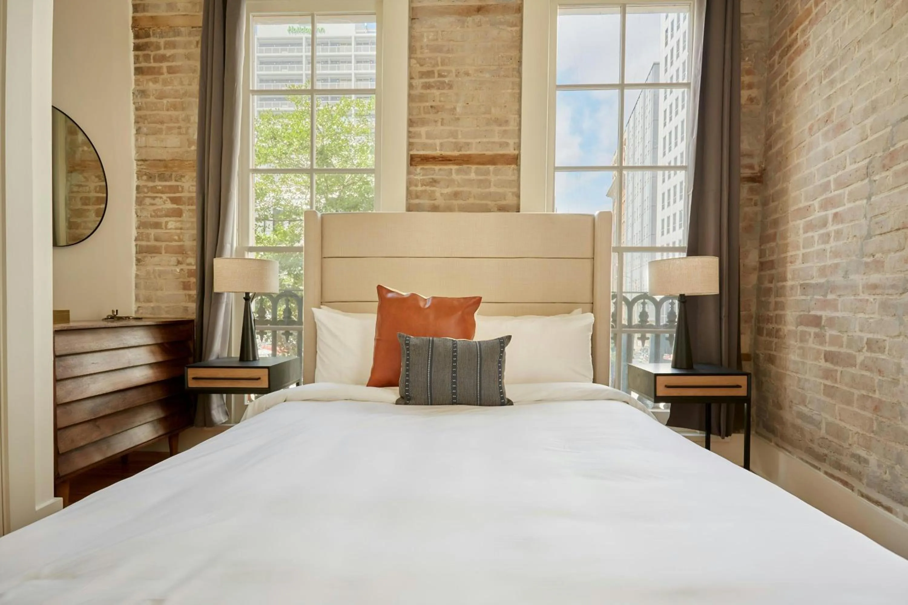 Bedroom, Bed in Sonder by Marriott Bonvoy The Louie Apartments CBD