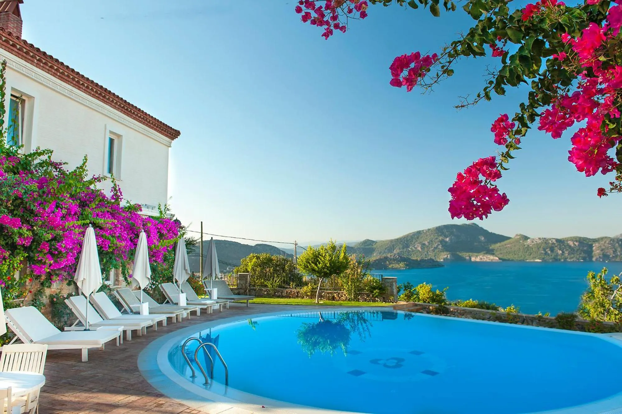 Property building in Swan Lake Hotel - Adult Only