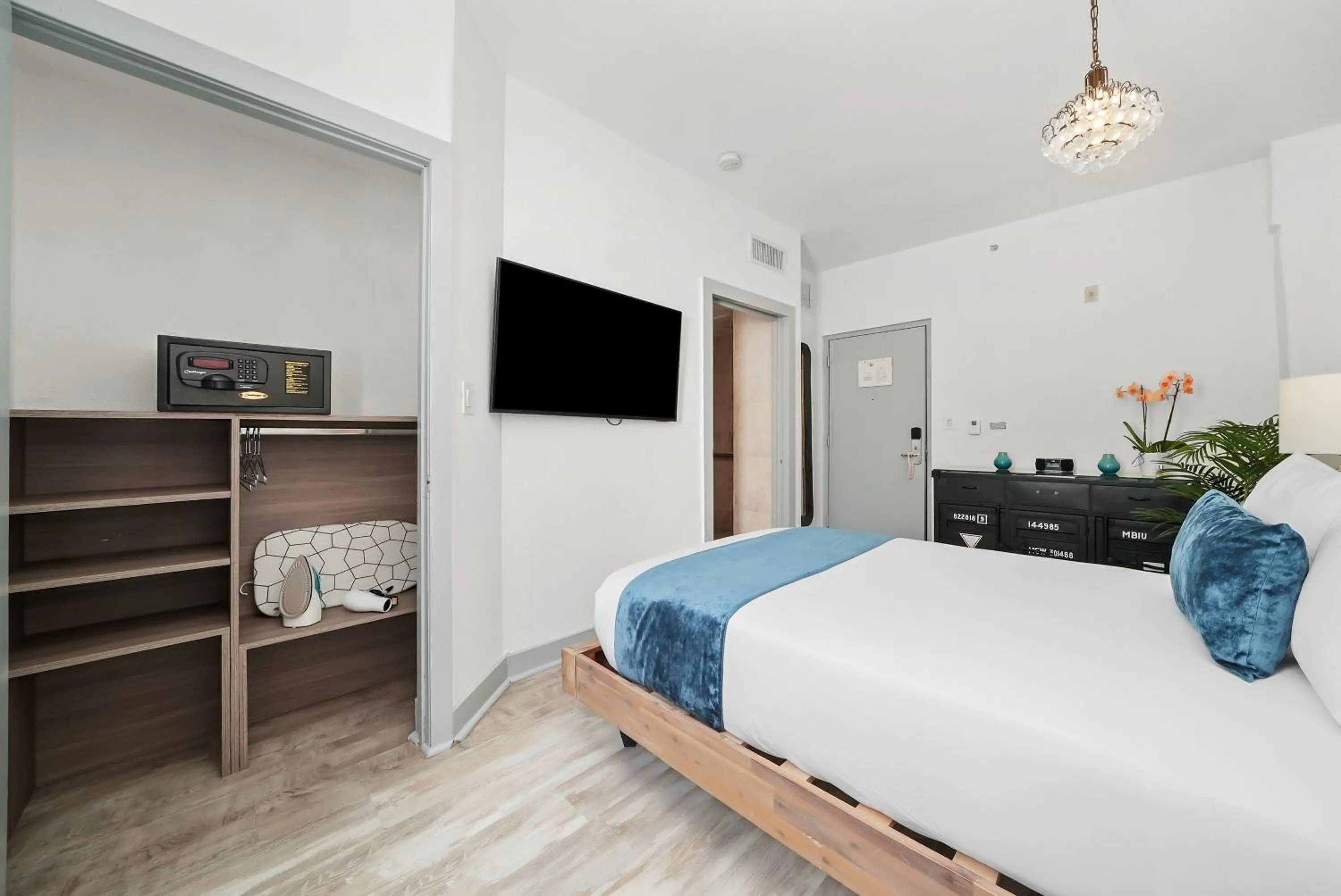 Bedroom, Bed in Whitelaw Hotel