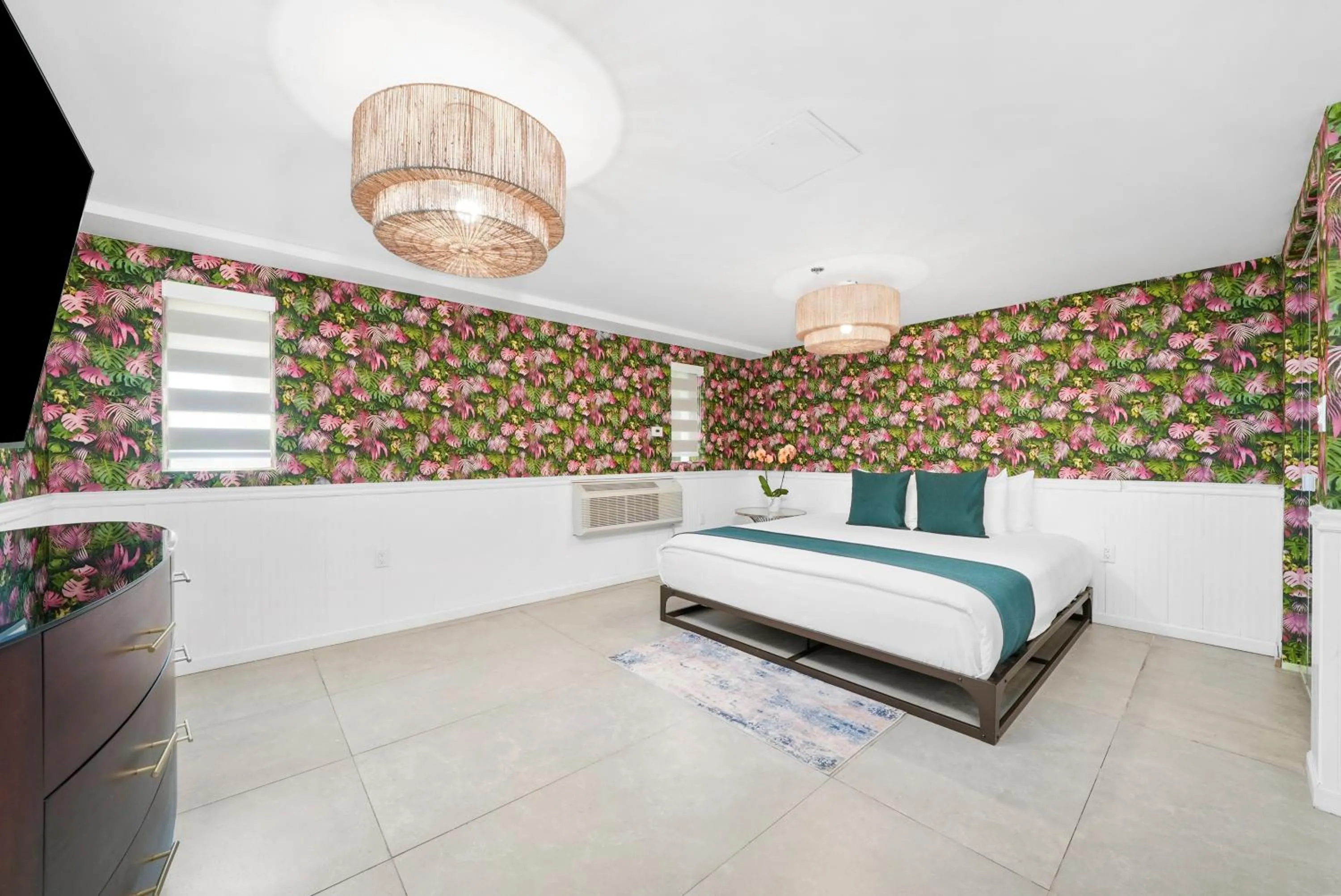 Bedroom, Bed in Whitelaw Hotel