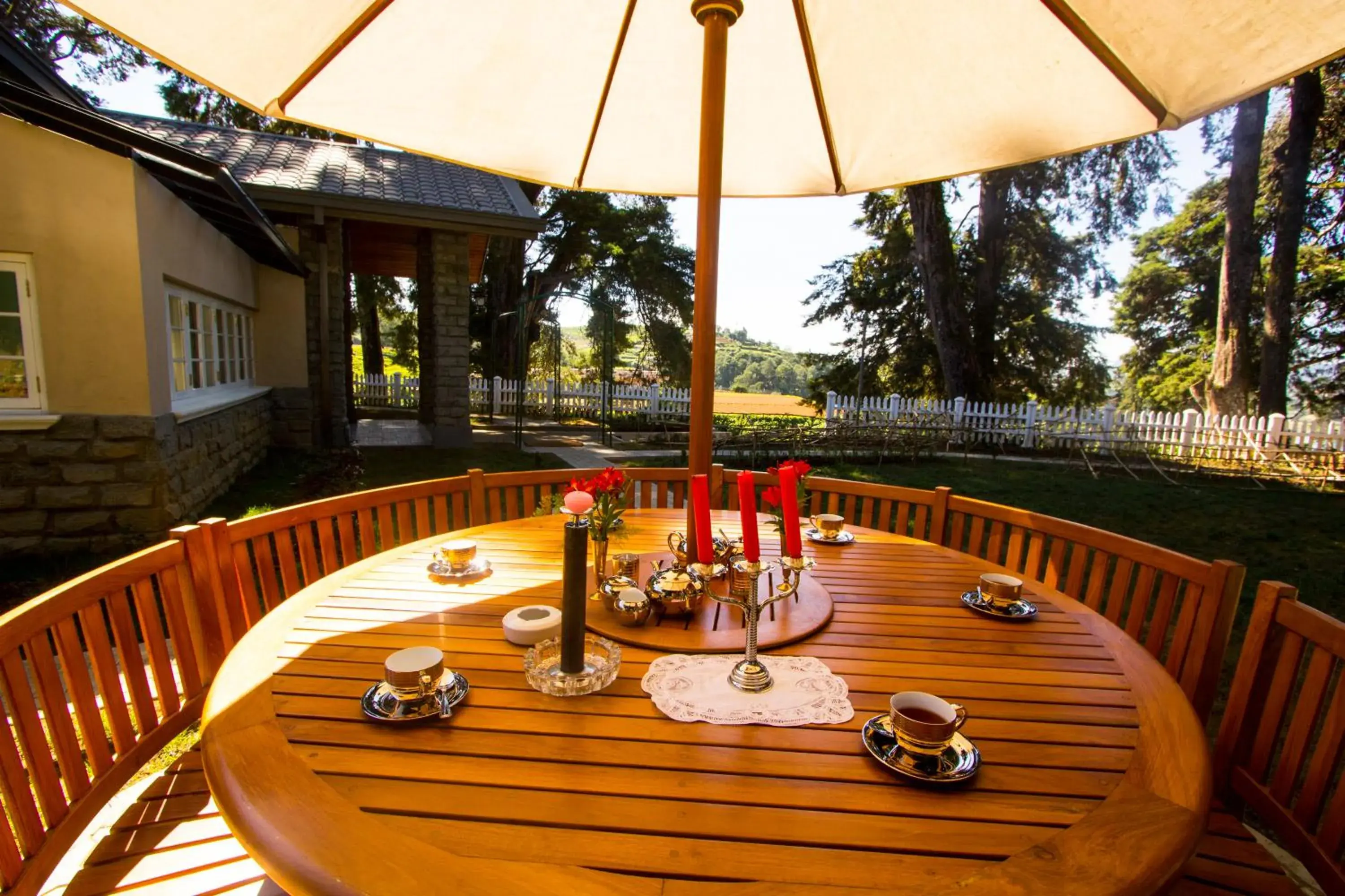 Restaurant/places to eat in The Firs Restaurant/places to eat in The Firs