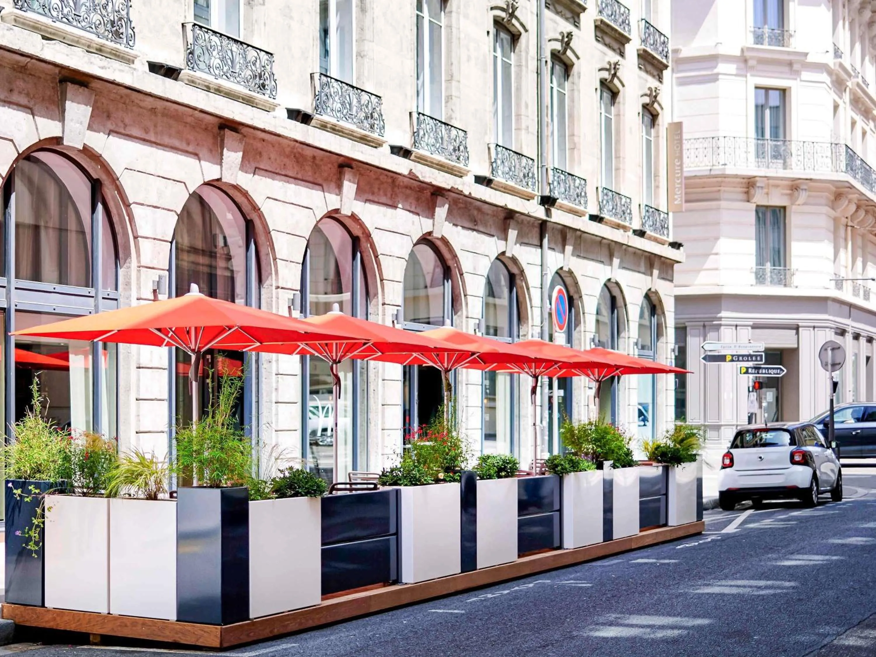 Property building in Mercure Lyon Centre Plaza République