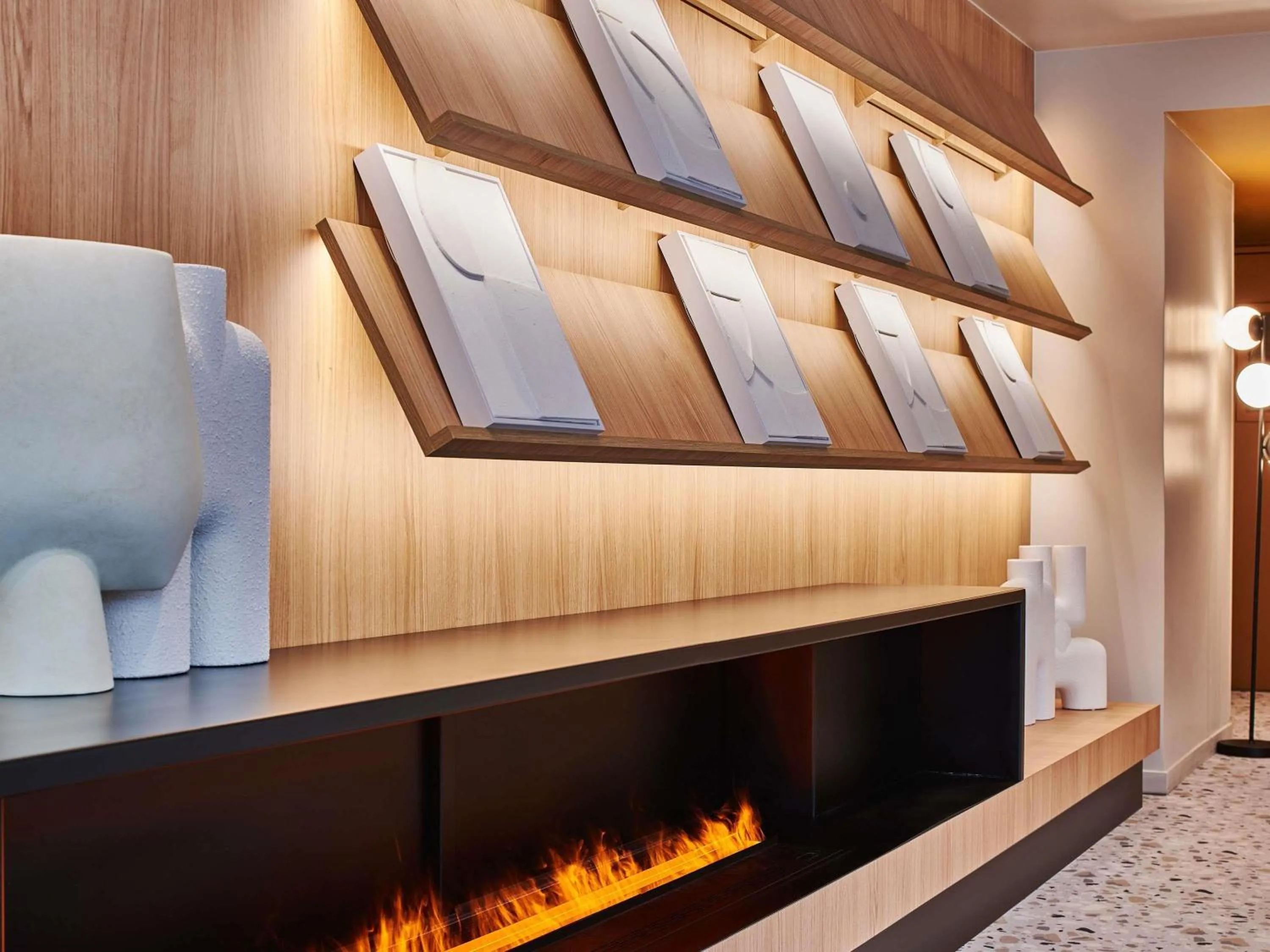 Lounge or bar in Mercure Paris 15 Porte de Versailles