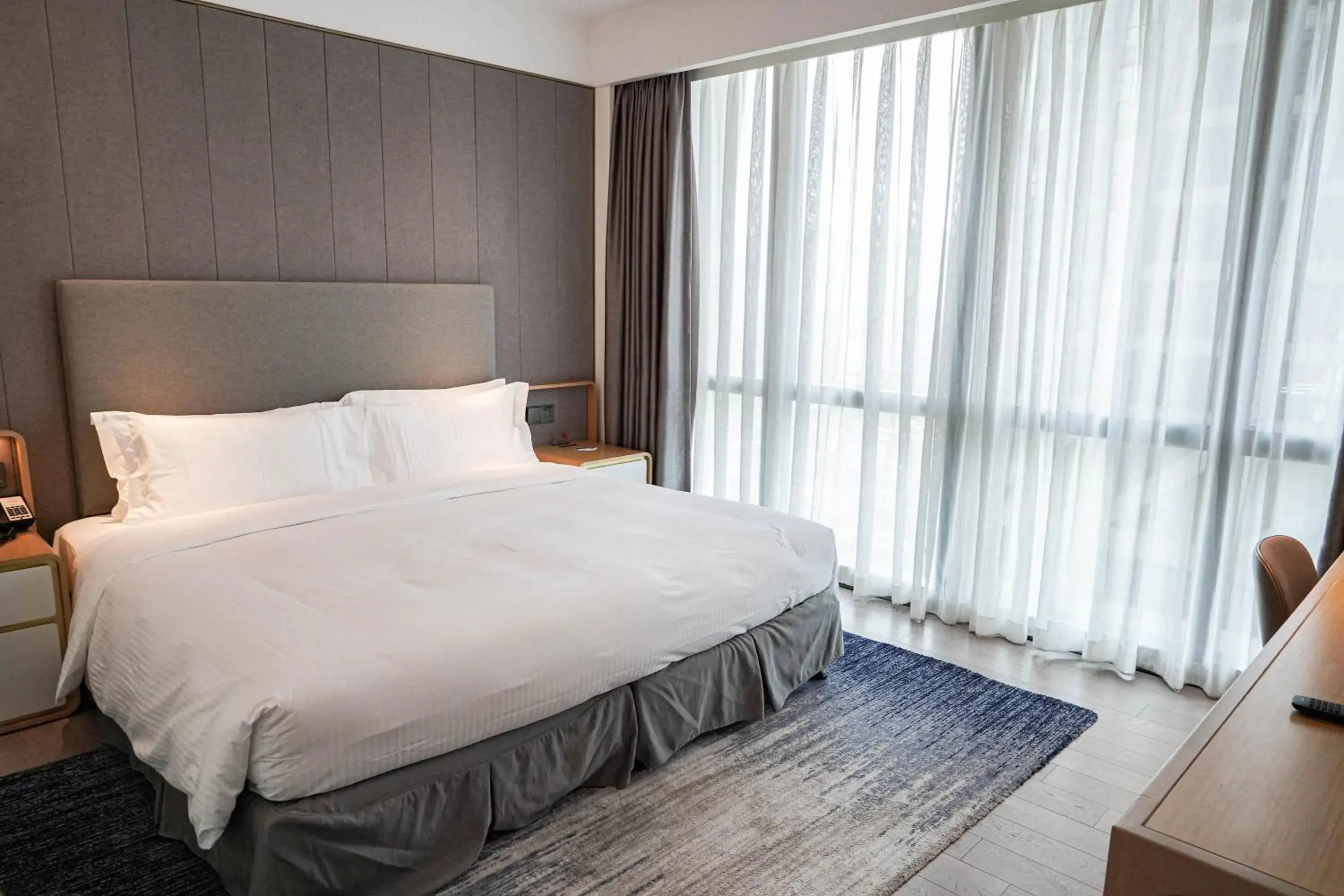 3 Bedroom River View Executive - Luggage Delivery Service in Ascott Raffles City Chongqing 3 Bedroom River View Executive - Luggage Delivery Service in Ascott Raffles City Chongqing