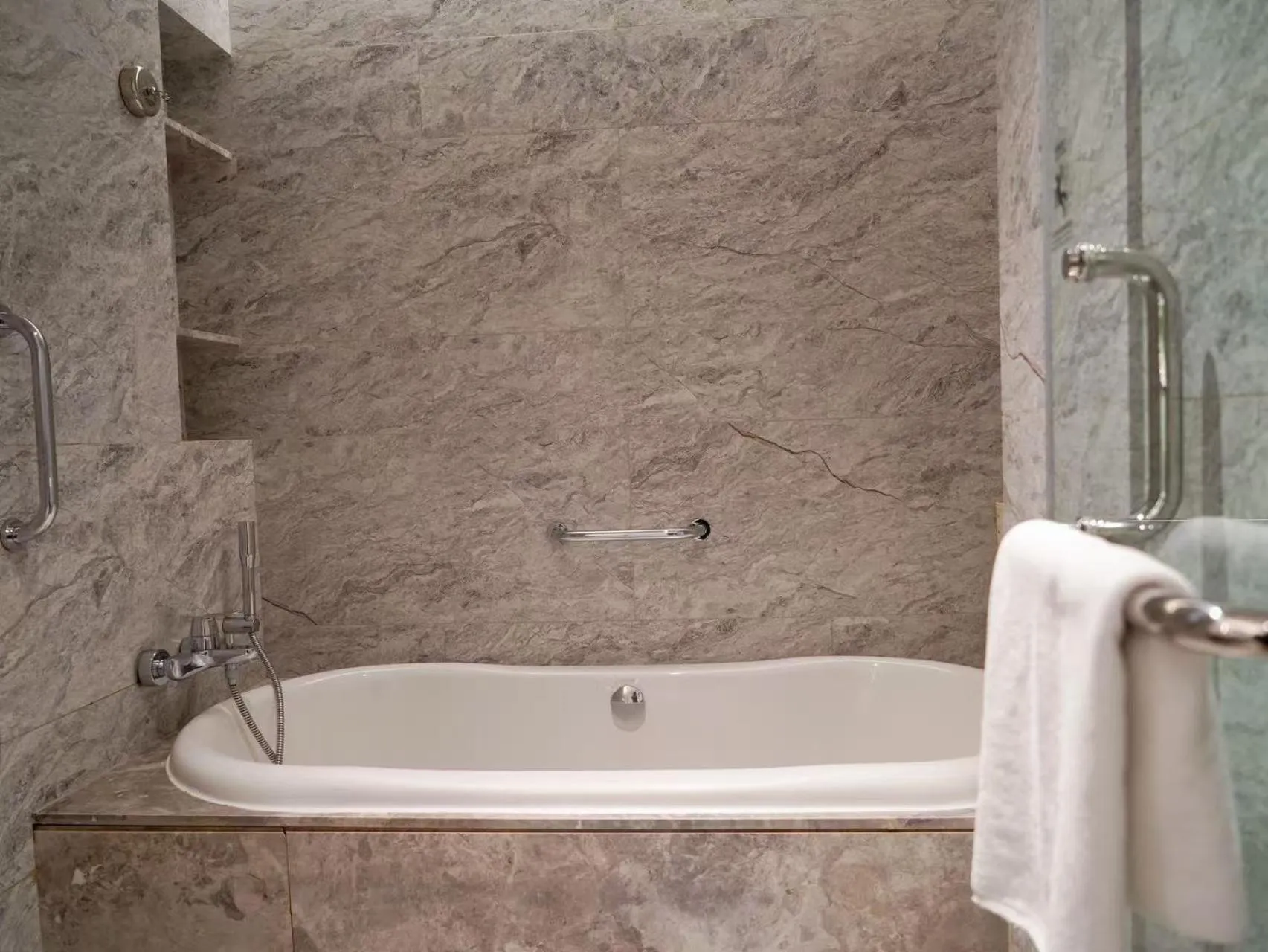 Bathroom in Ascott Raffles City Chongqing