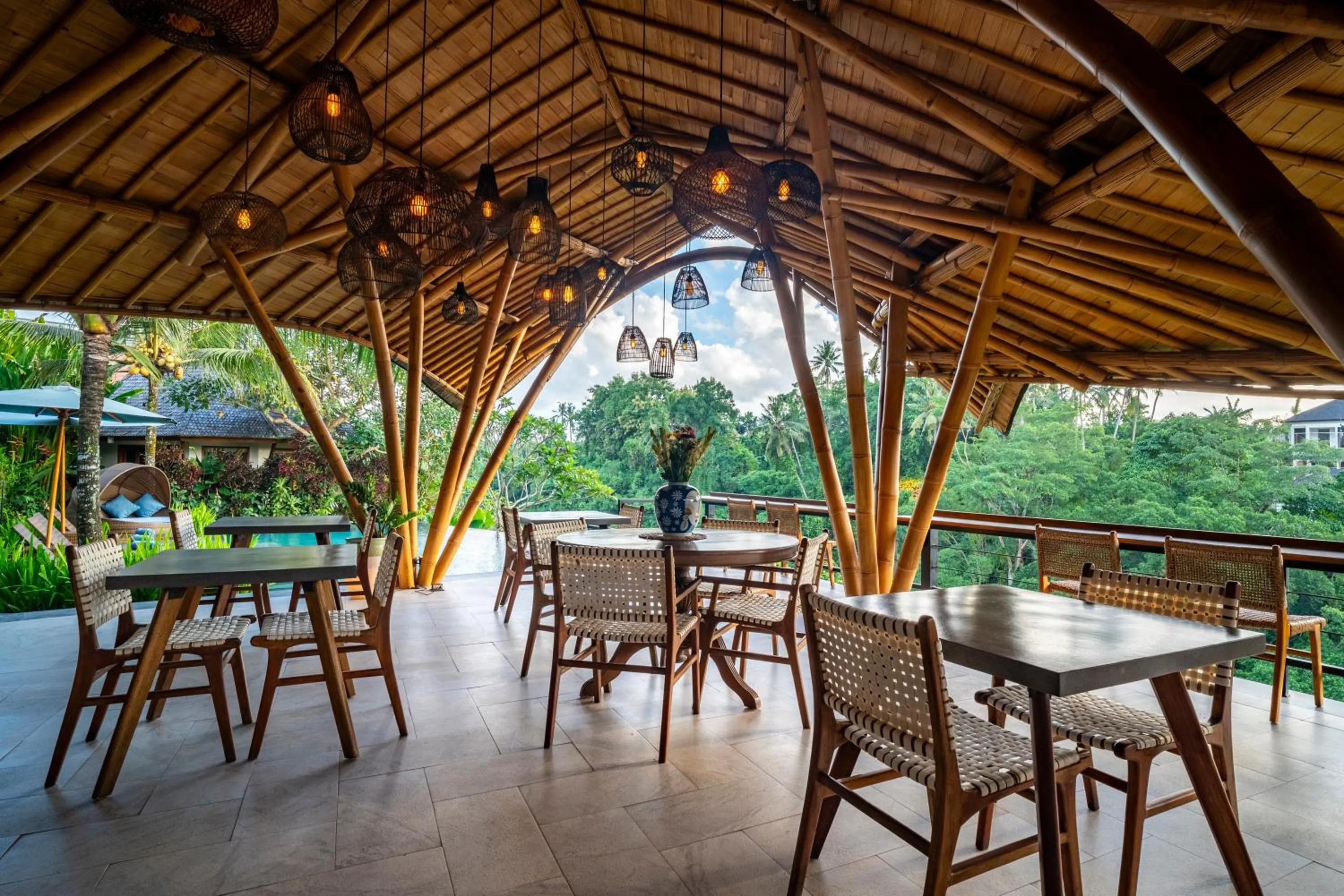 Restaurant/places to eat in Kadewa Retreat Ubud - Adults Only