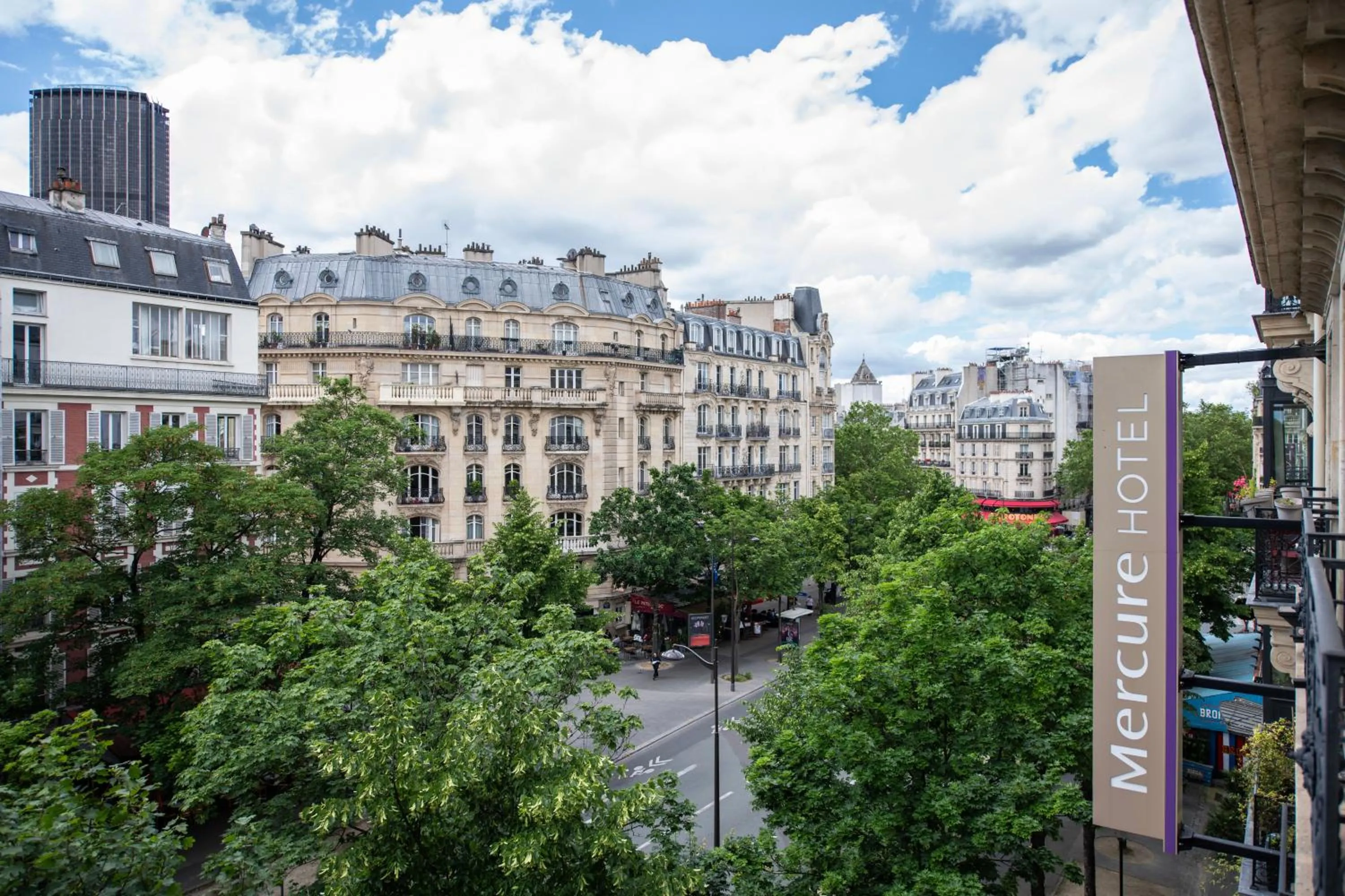 View (from property/room) in Mercure Paris Montparnasse Raspail