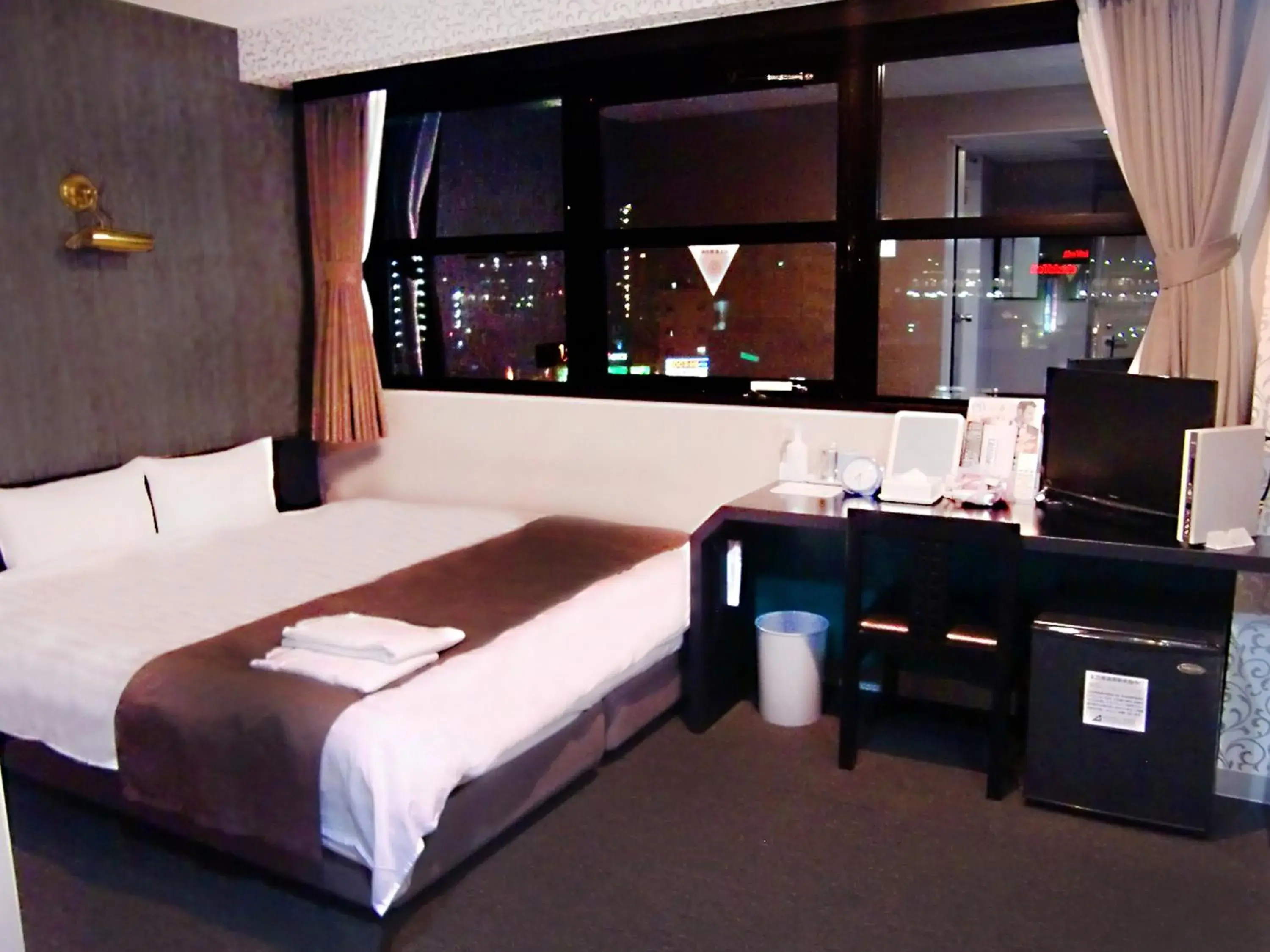 Photo of the whole room, Bed in Hotel Abest Shin-Anjo-Ekimae Photo of the whole room, Bed in Hotel Abest Shin-Anjo-Ekimae