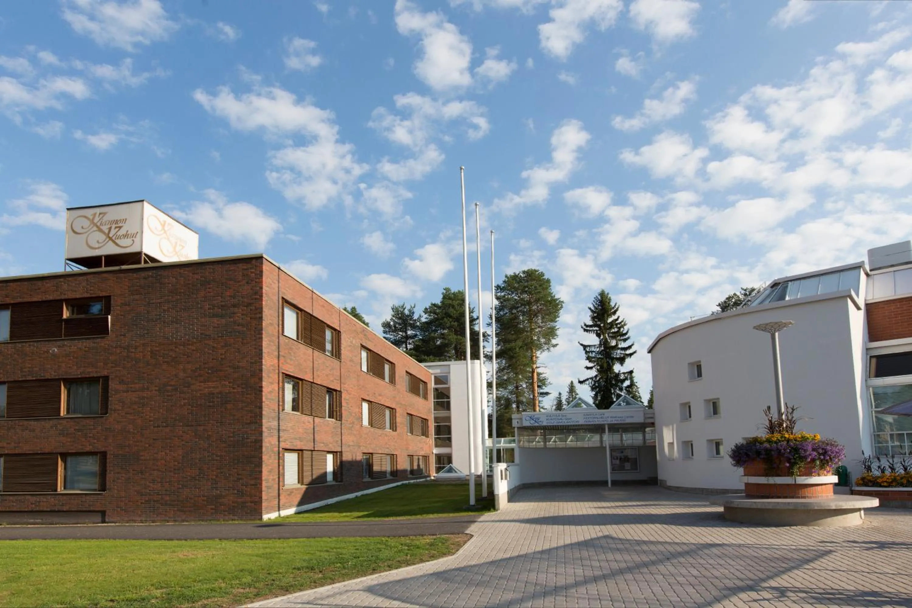 Property building in Kylpylähotelli Kiannon Kuohut