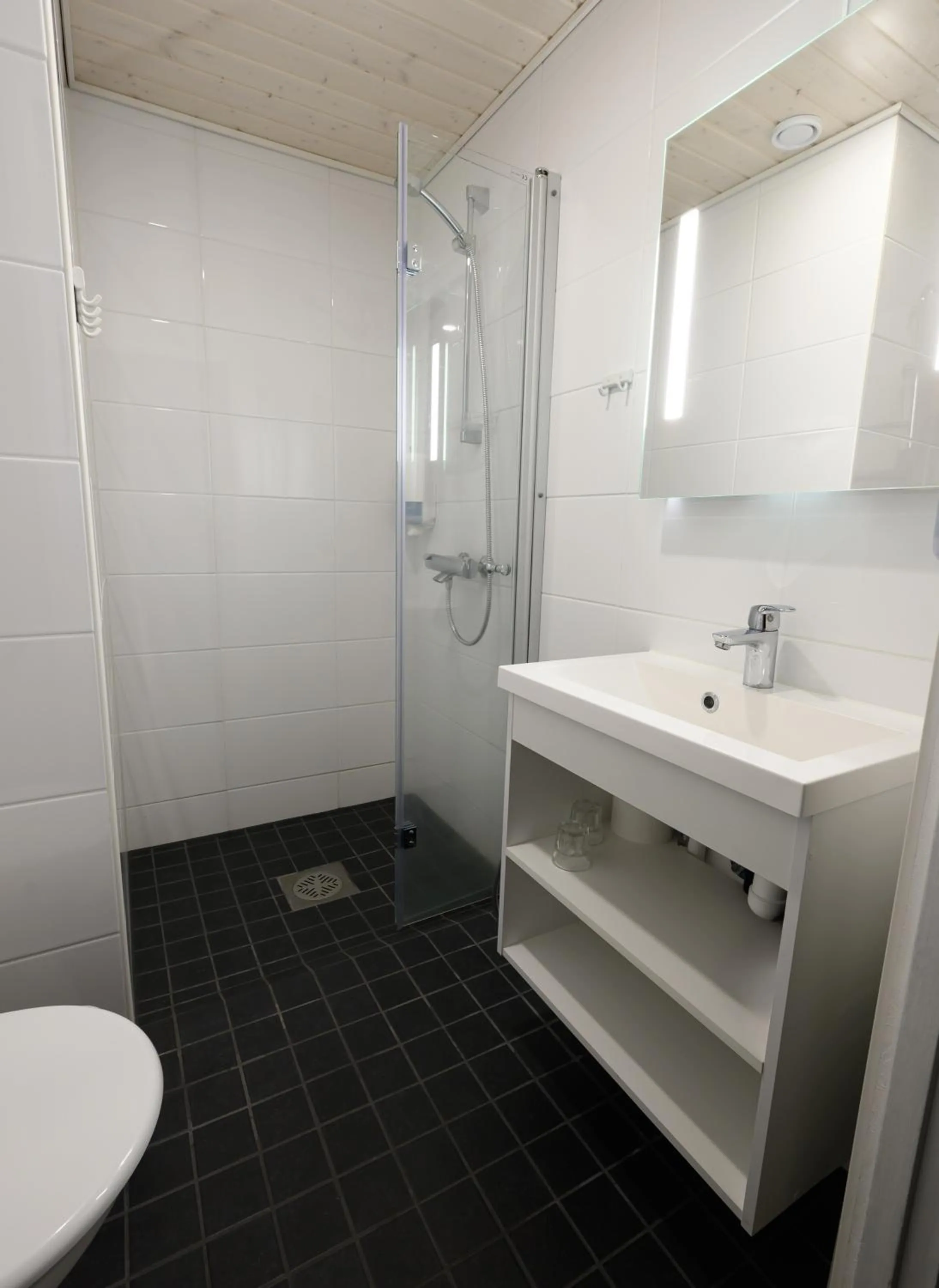 Bathroom in Kylpylähotelli Kiannon Kuohut