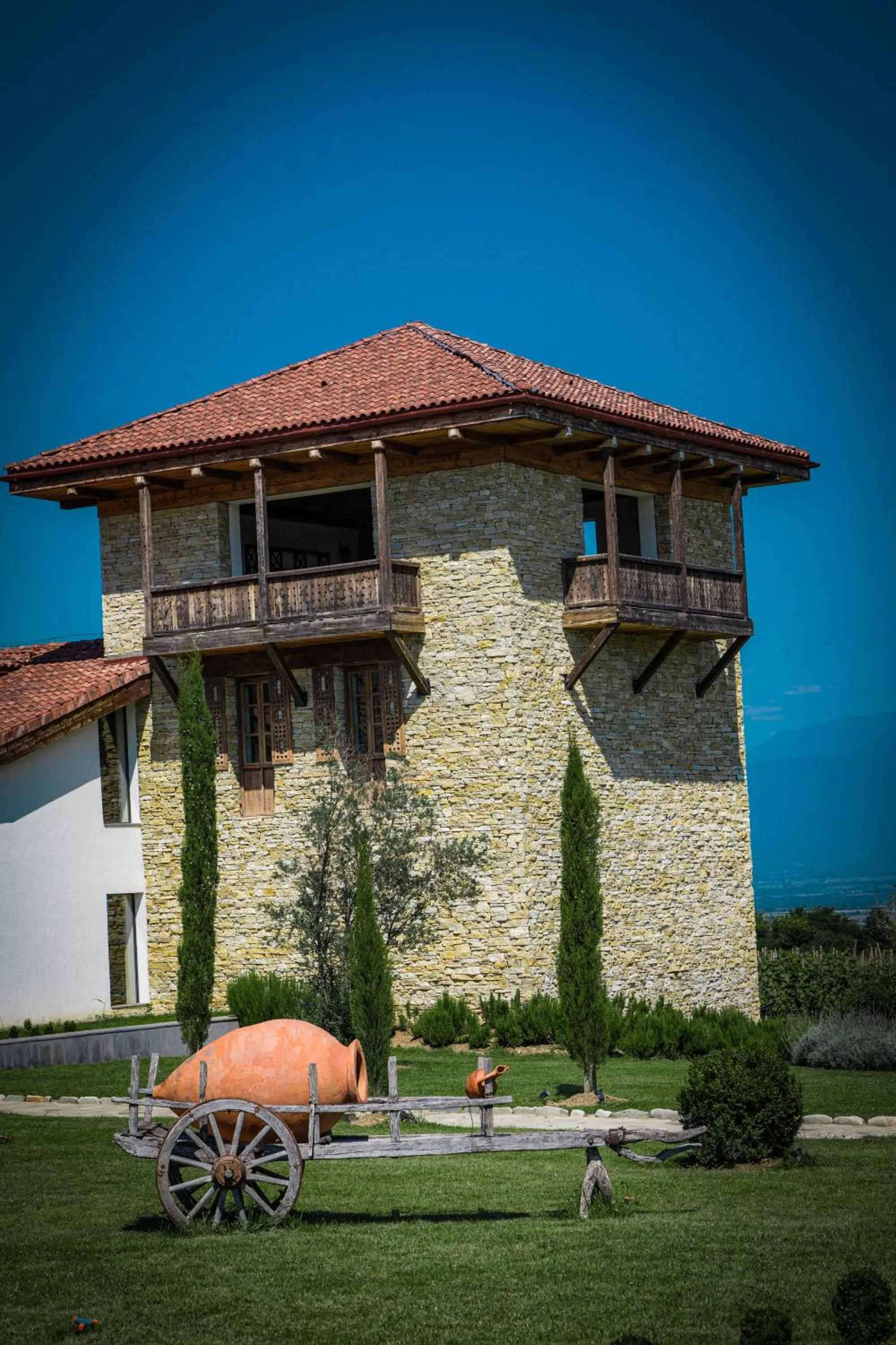 Property building in Château Mosmieri Hotel & Winery