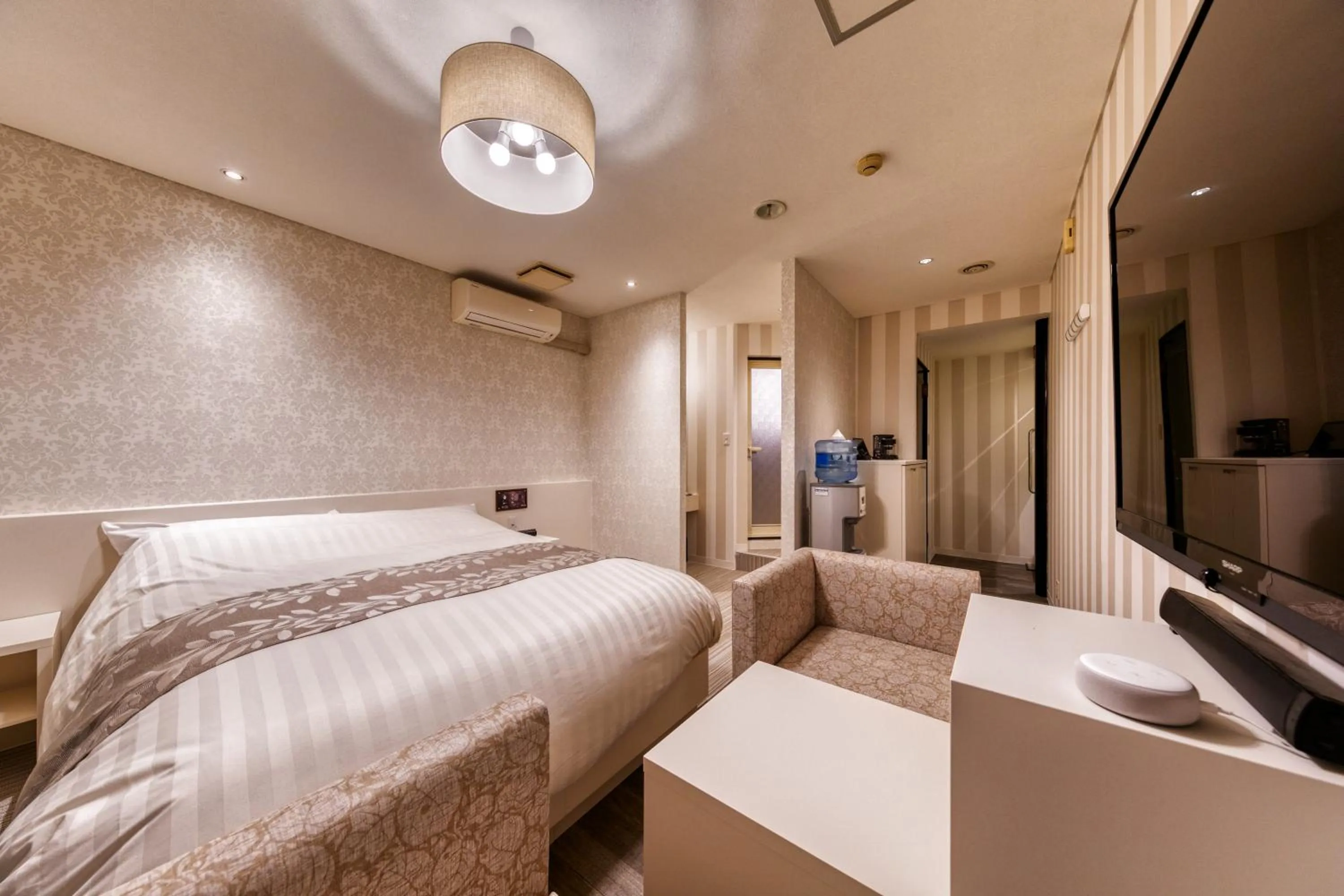 Bed in HOTEL LUNA MODERN Sakuranomiya (Adult Only)