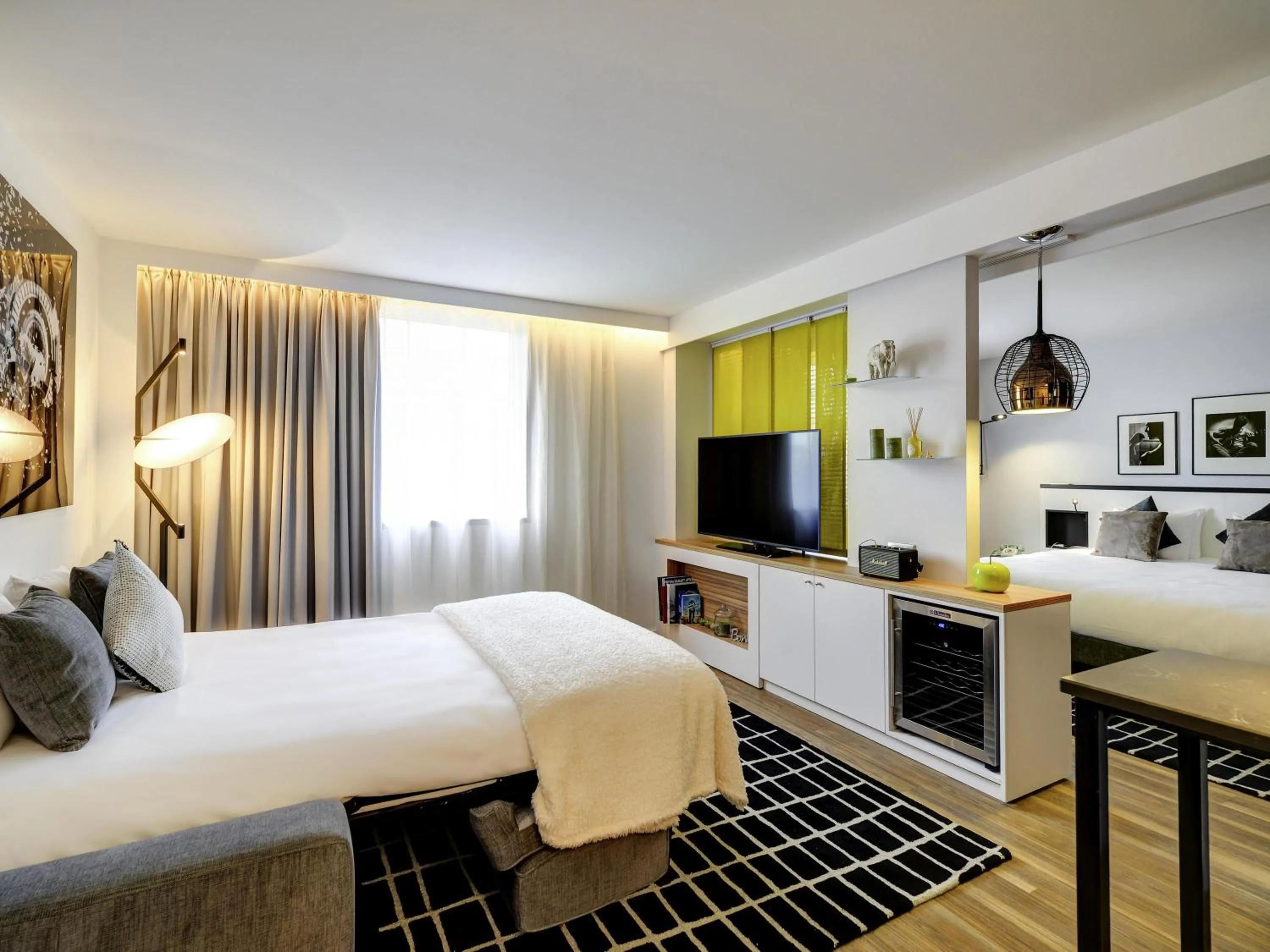 Bedroom, Bed in Novotel Paris Centre Bercy