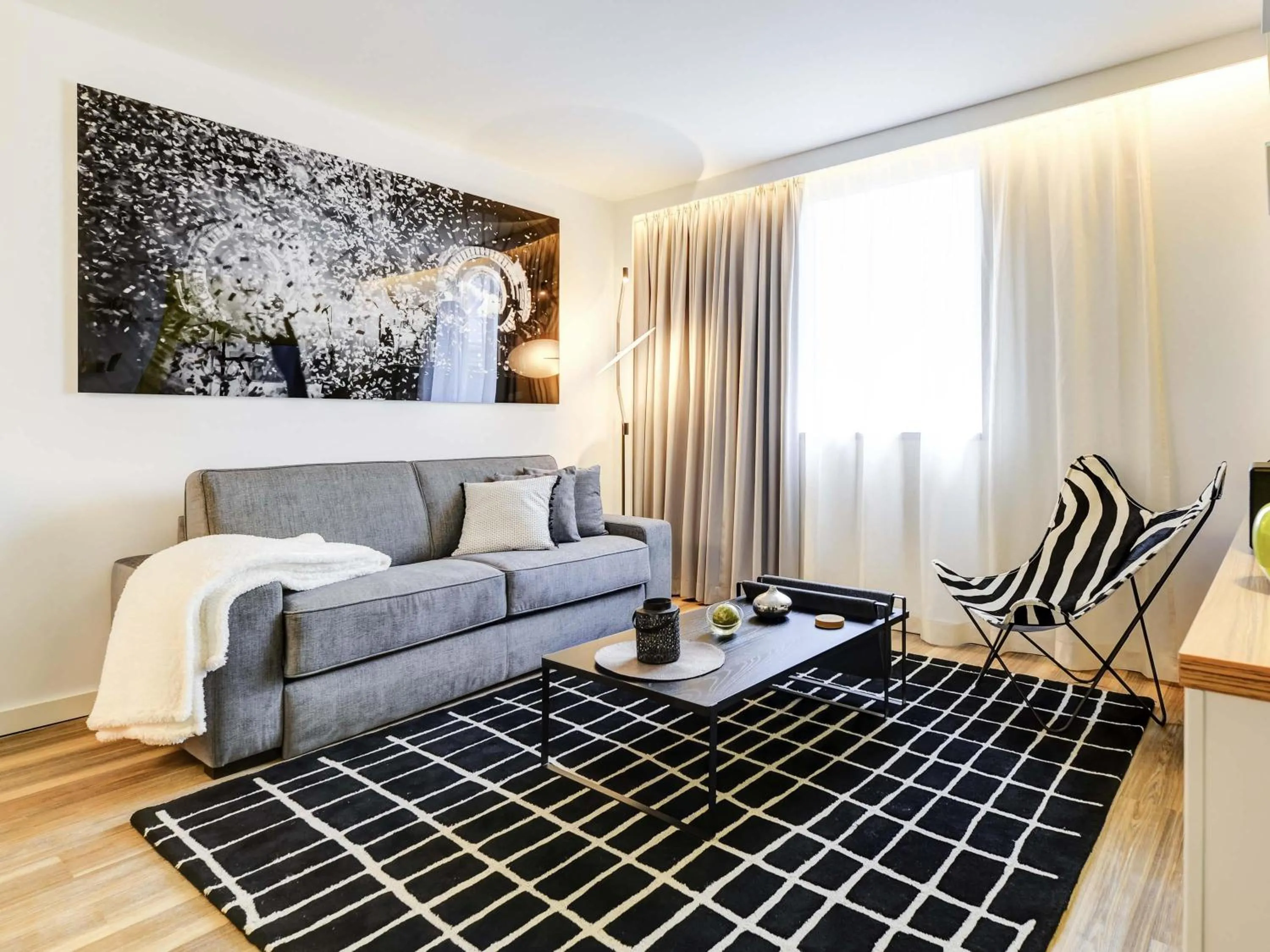 Bedroom in Novotel Paris Centre Bercy