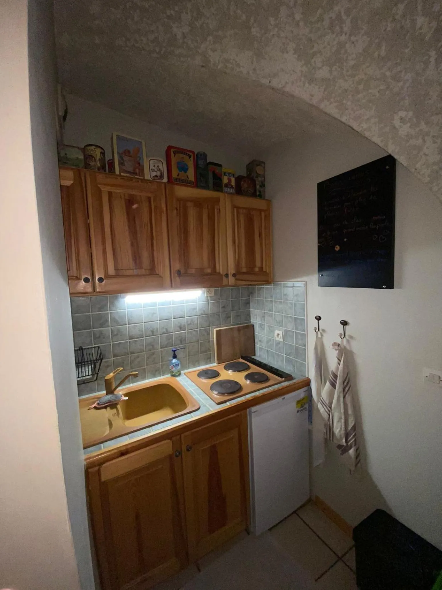 Kitchen or kitchenette in La Roche Meane
