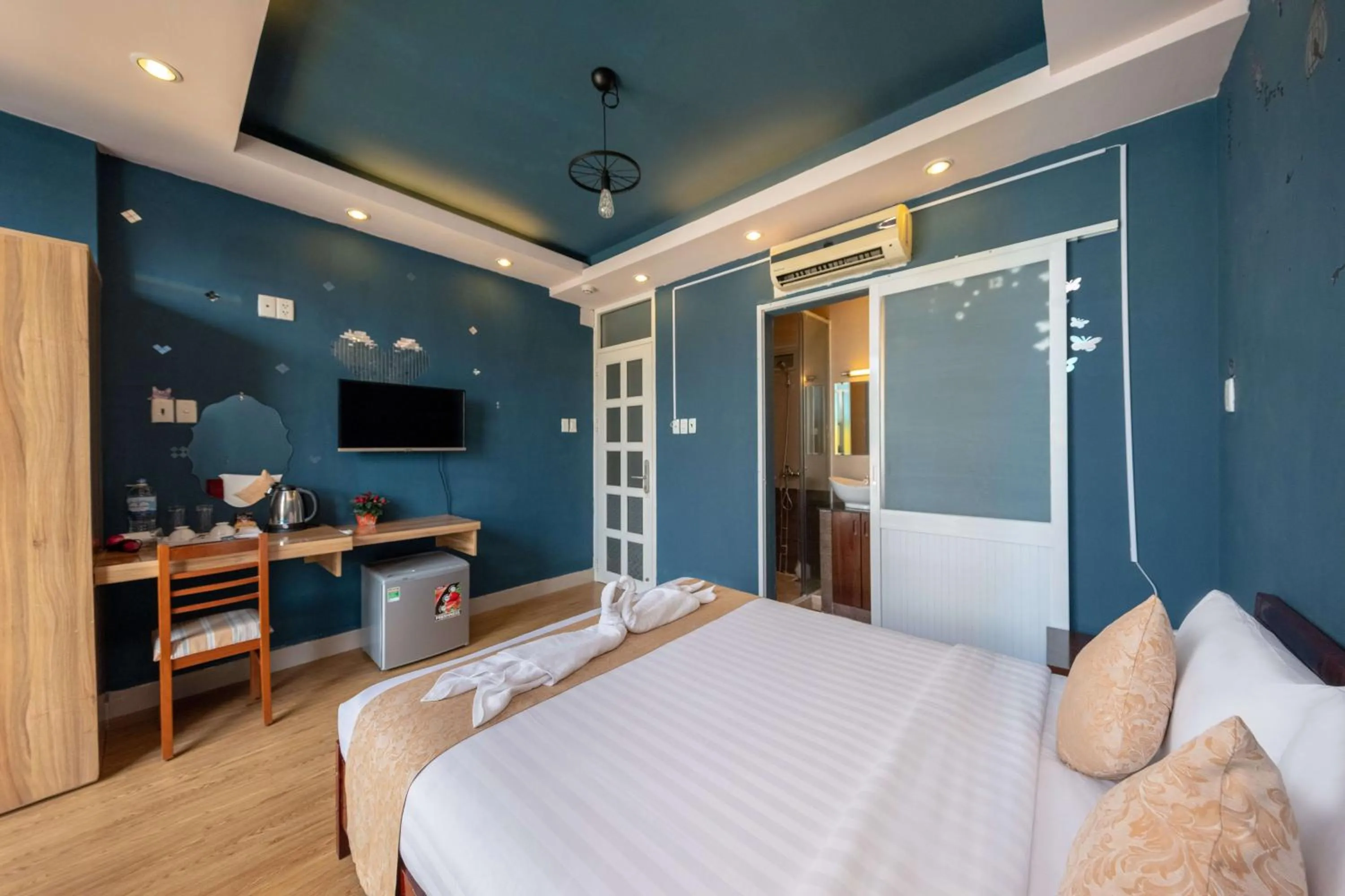 Bedroom, Bed in Nn Hotel