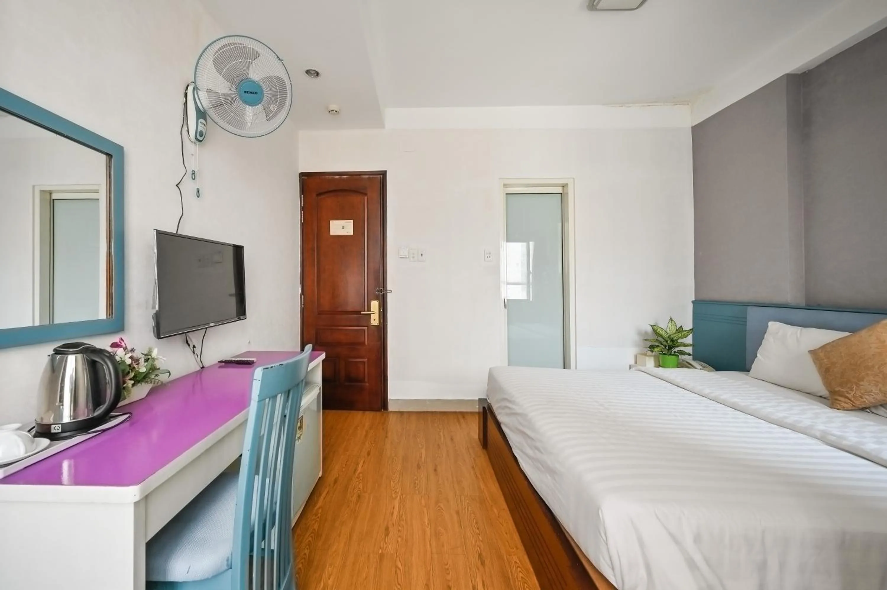 TV and multimedia, Bed in Nn Hotel