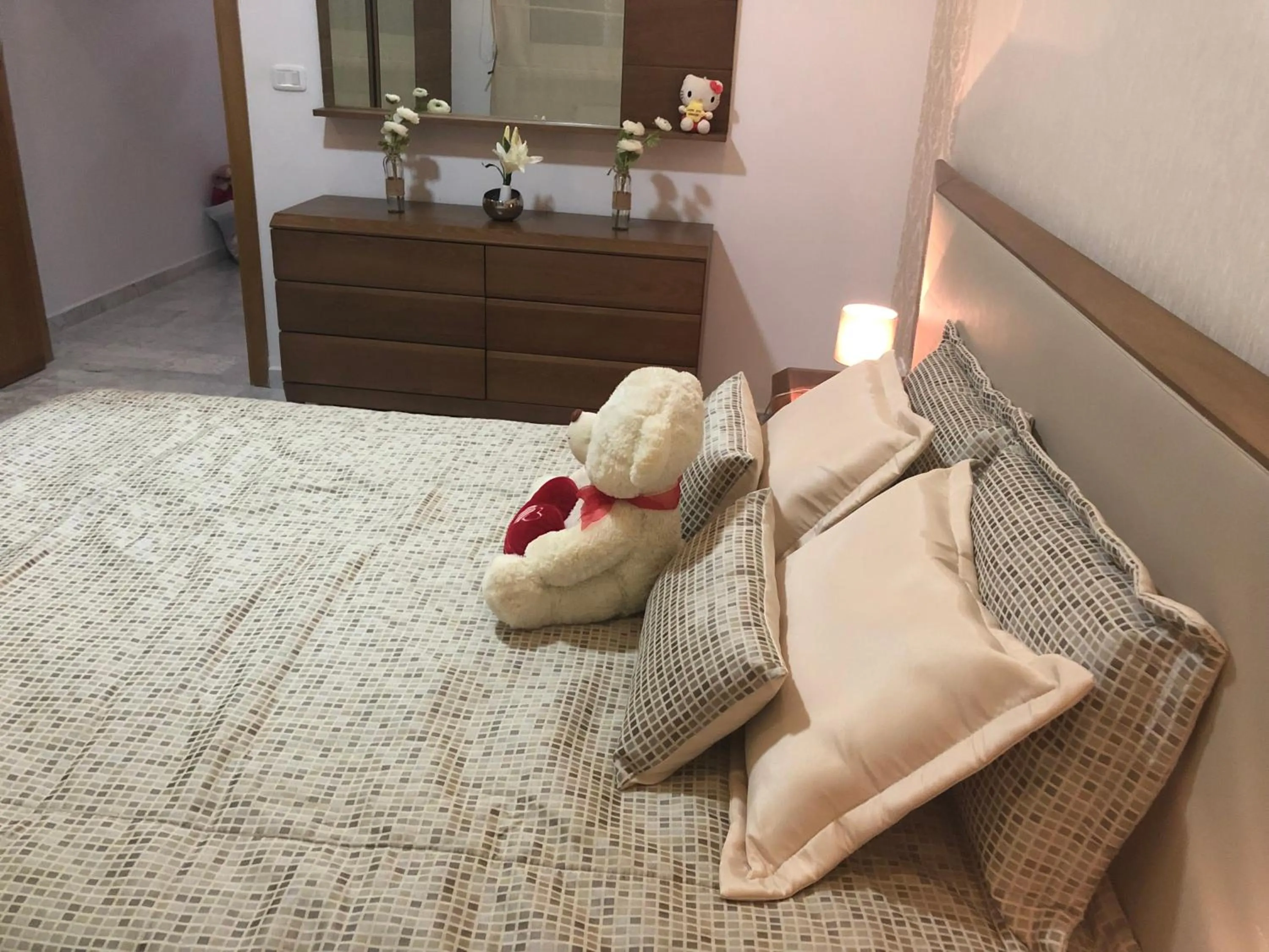 Two-Bedroom Apartment in Luxe et spacieux au Jardin de Carthage