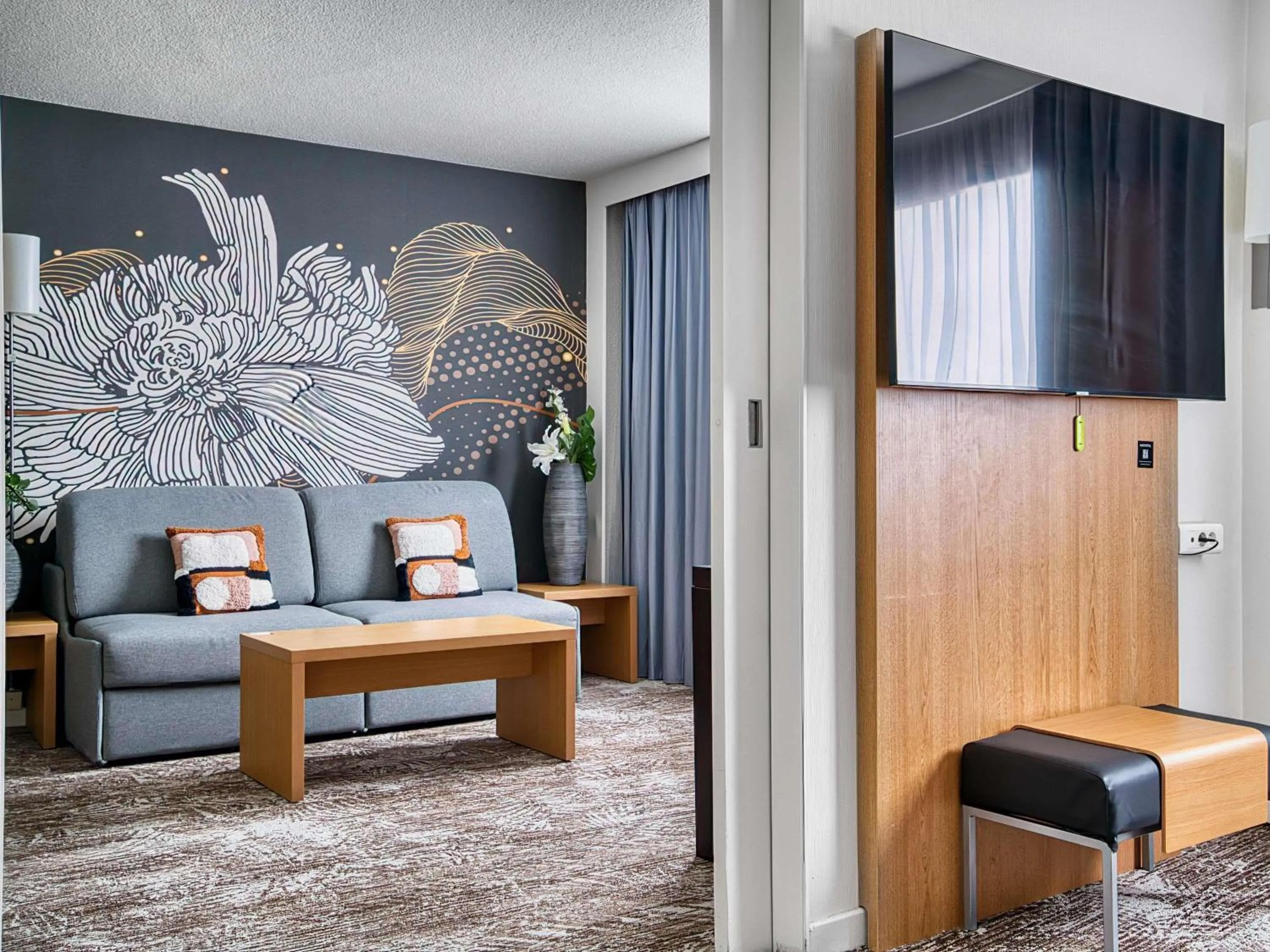 Bedroom in Novotel Paris Charenton le Pont