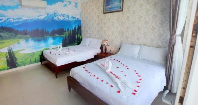 Bed in Hai Yen Family Hotel