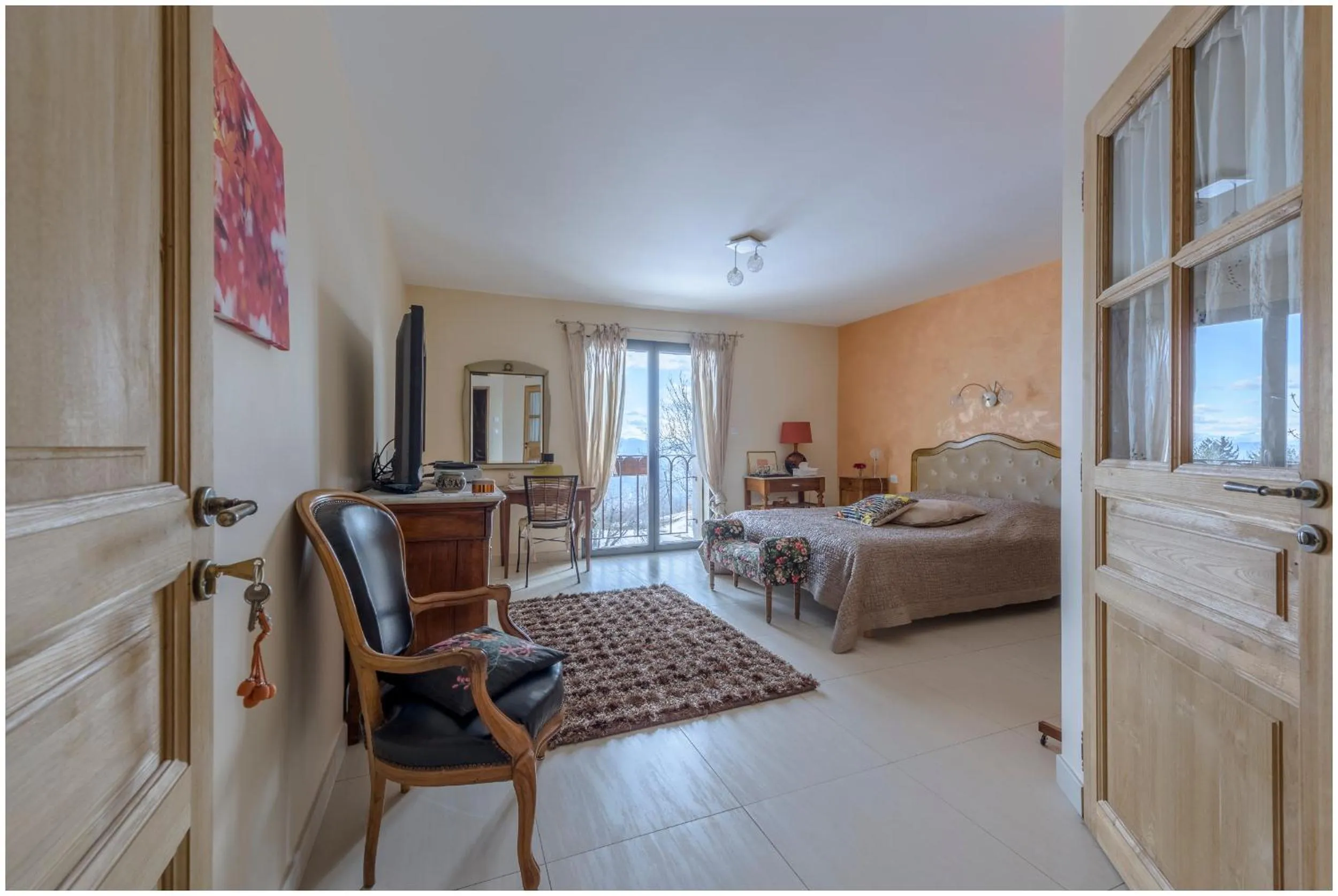 Shower in Château Serigues