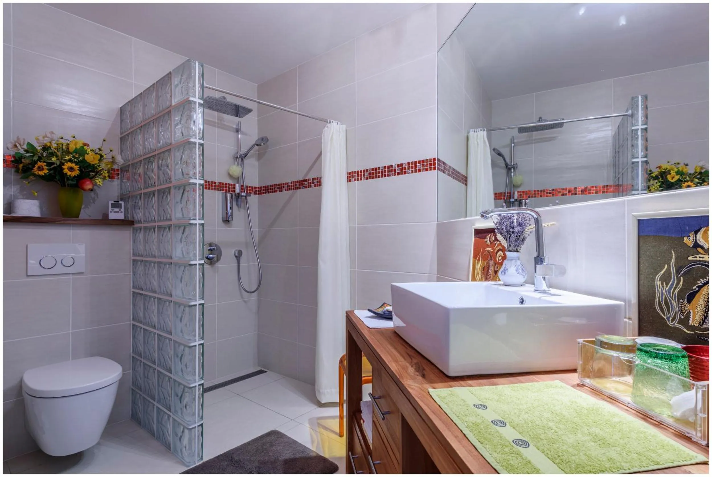 Bathroom in Château Serigues