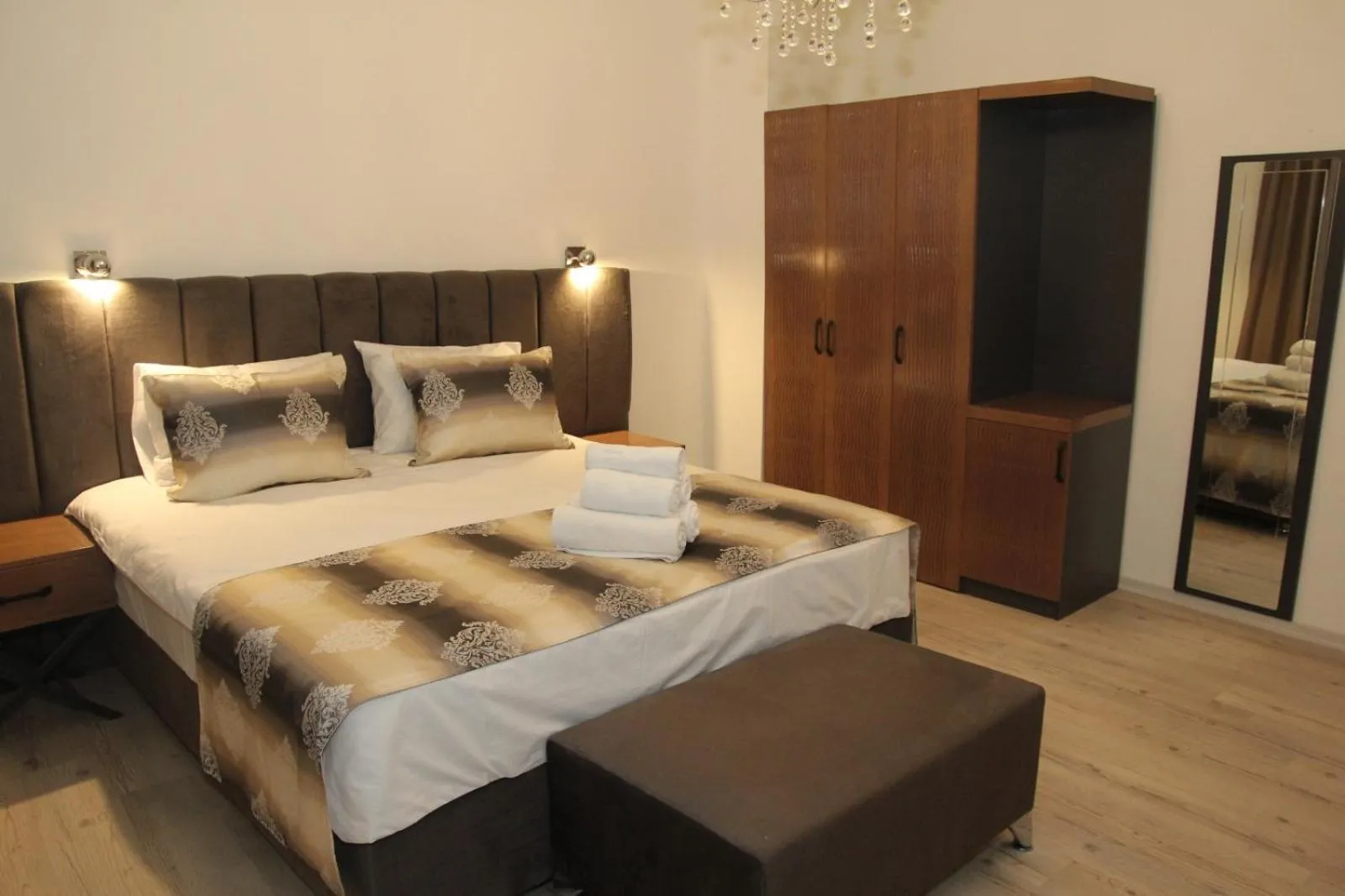 Bed in Kispet Deluxe Hotels&Suites