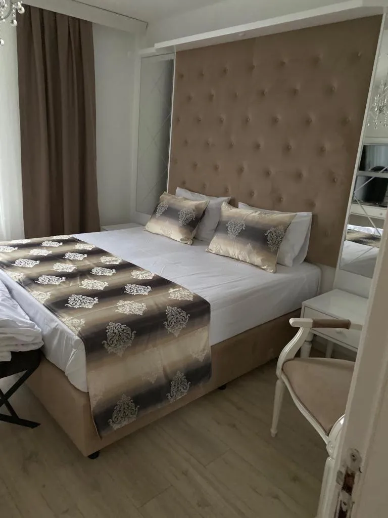 Bed in Kispet Deluxe Hotels&Suites
