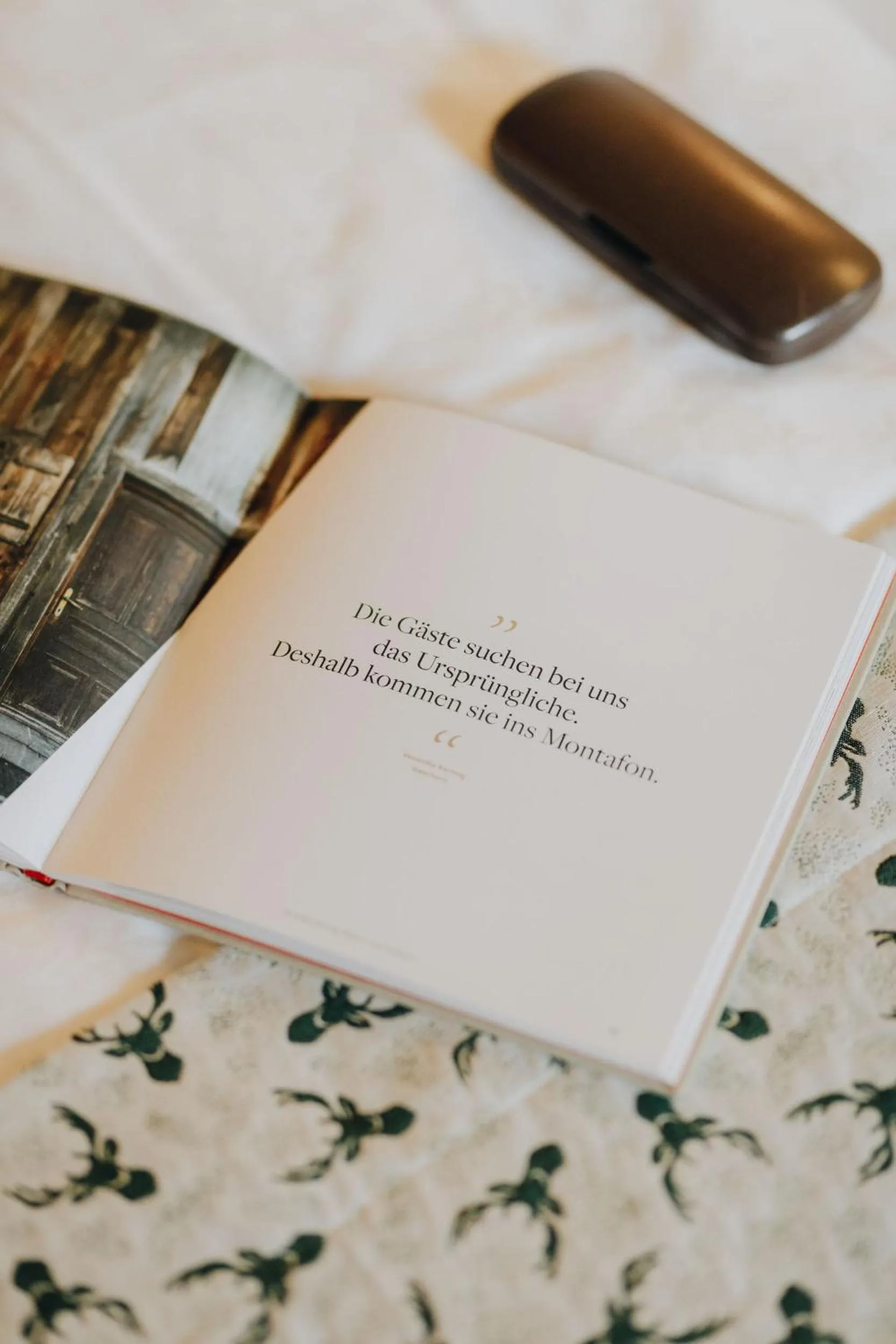 Other, Bed in Hotel Hirschen