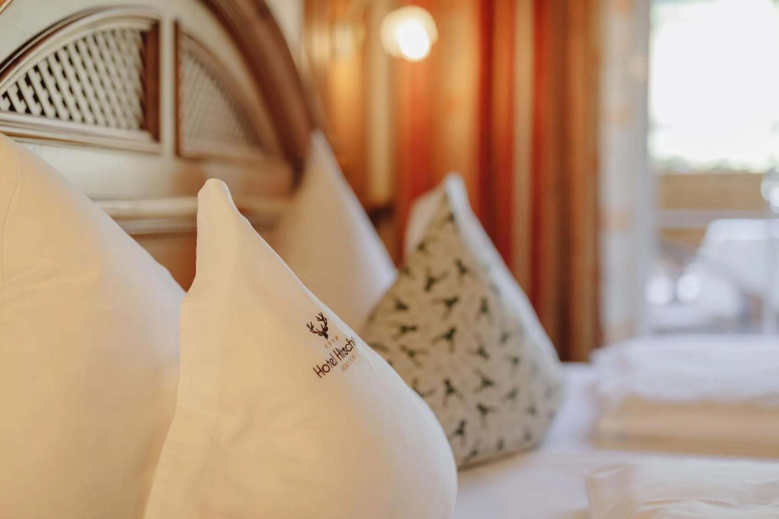 Bed in Hotel Hirschen