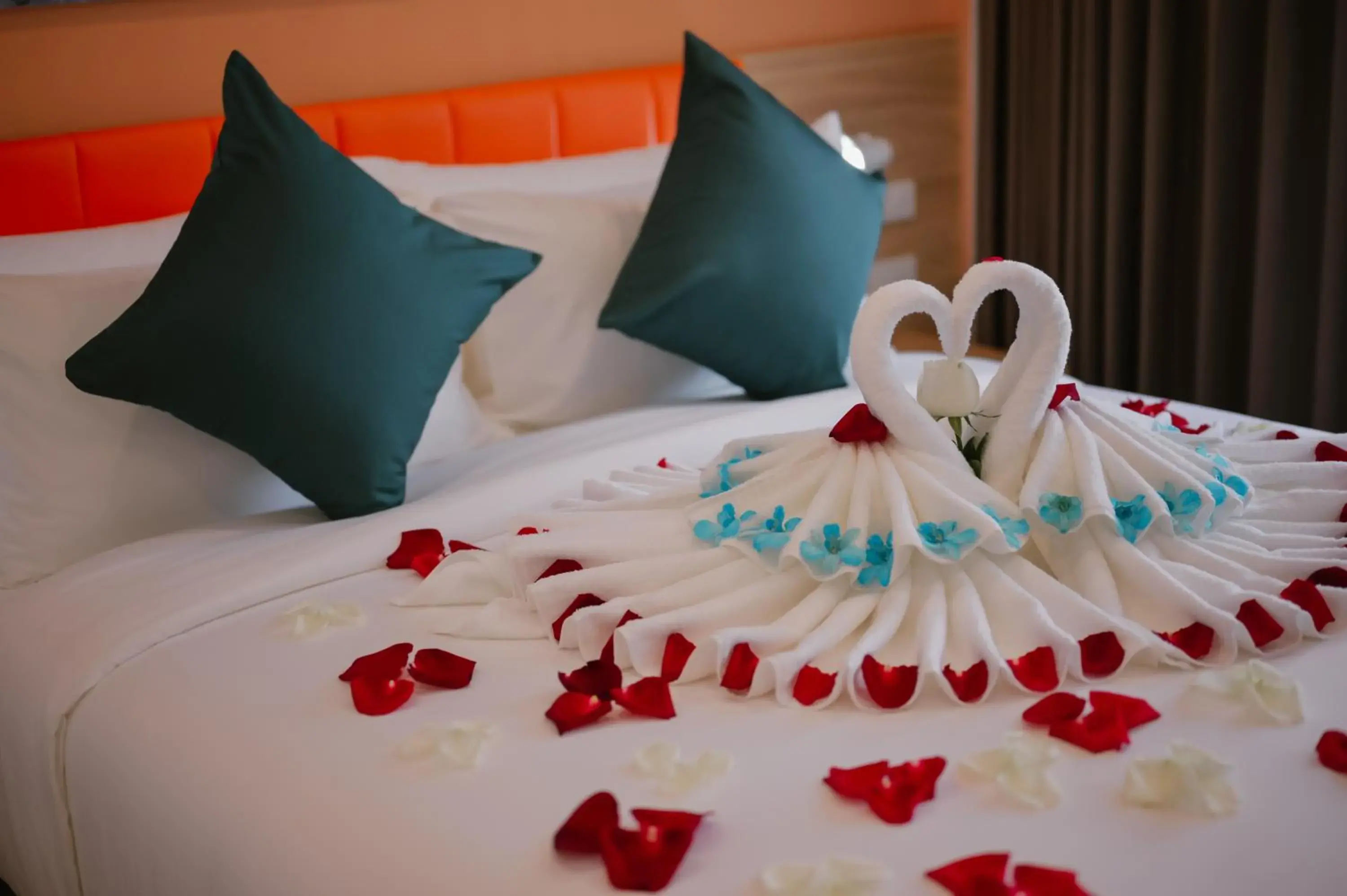 Deluxe Double Room in The Iconic Hotel Don Mueang Airport Deluxe Double Room in The Iconic Hotel Don Mueang Airport