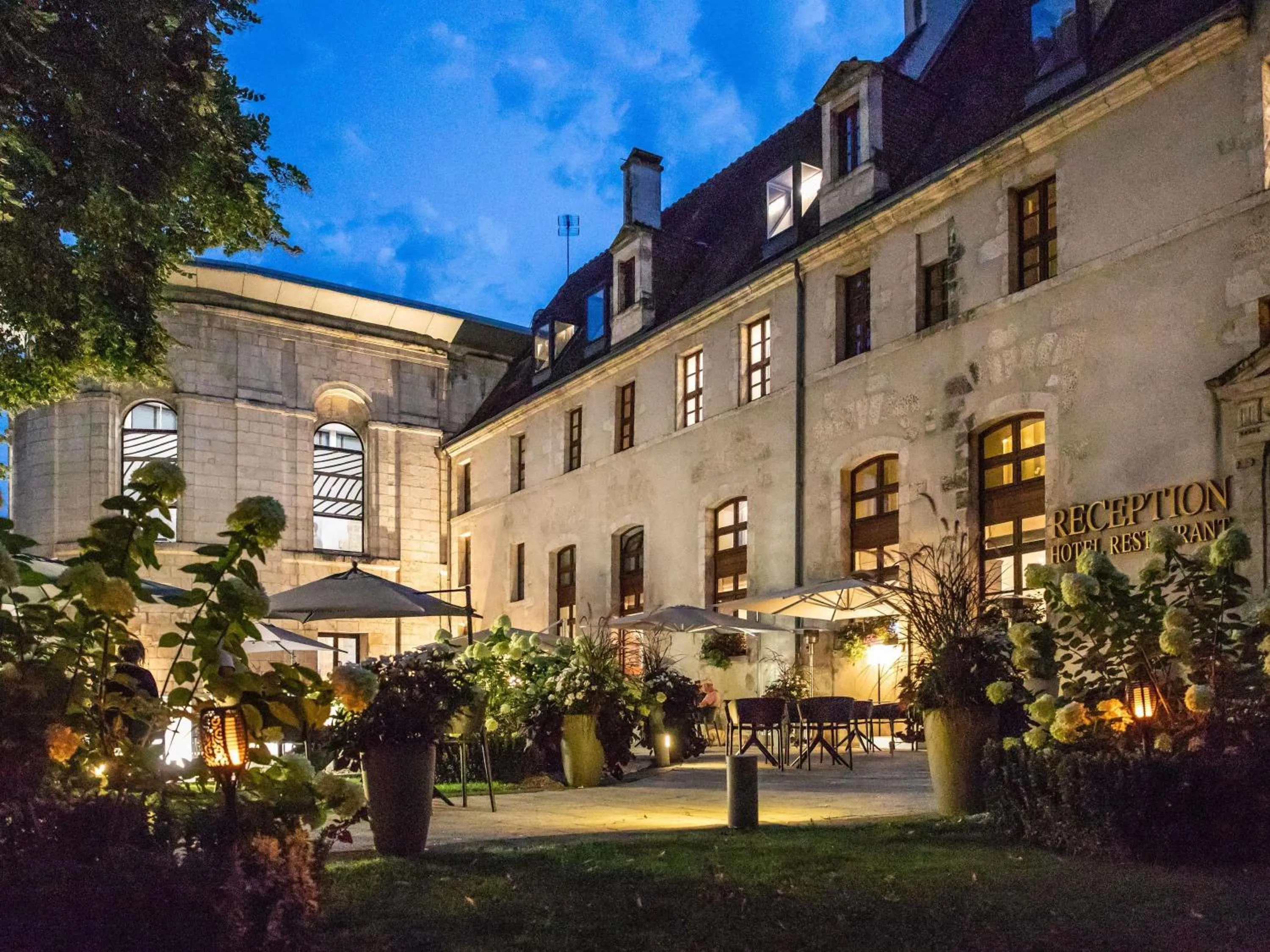 Property building in Hotel De Bourbon Grand Hotel Mercure Bourges