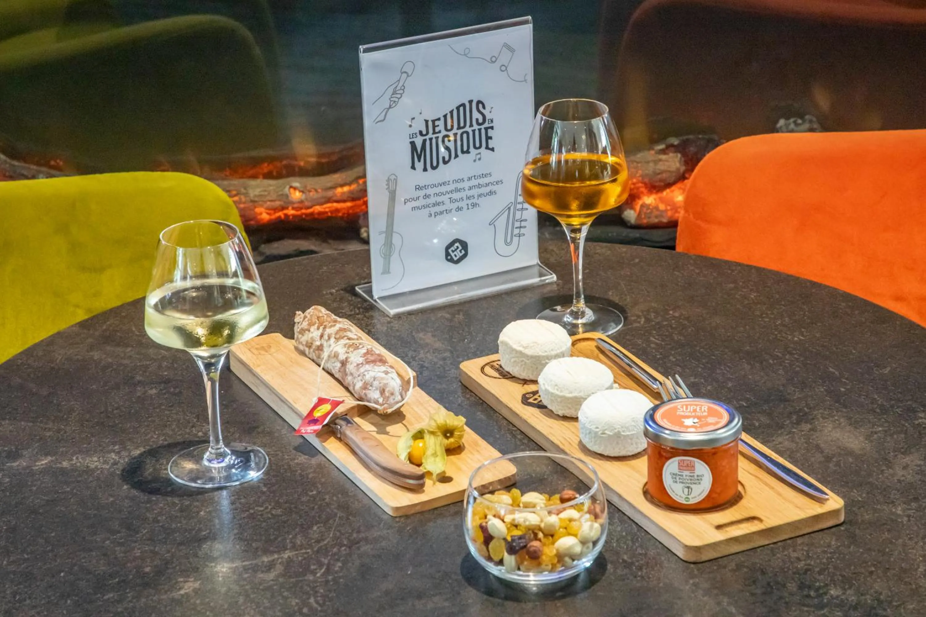 Restaurant/places to eat in Hotel De Bourbon Grand Hotel Mercure Bourges